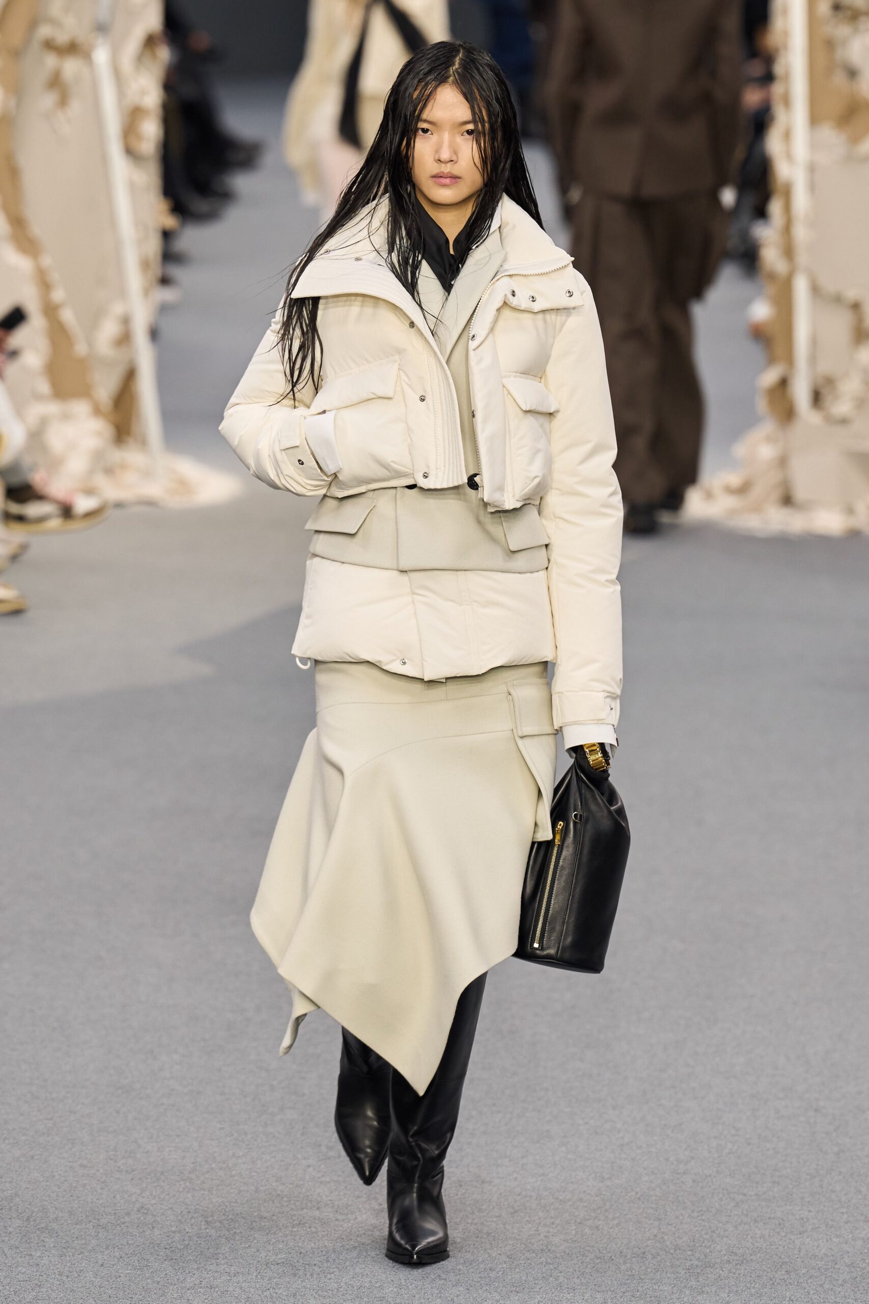 white cotton long-sleeve collared fitted zippered jacket