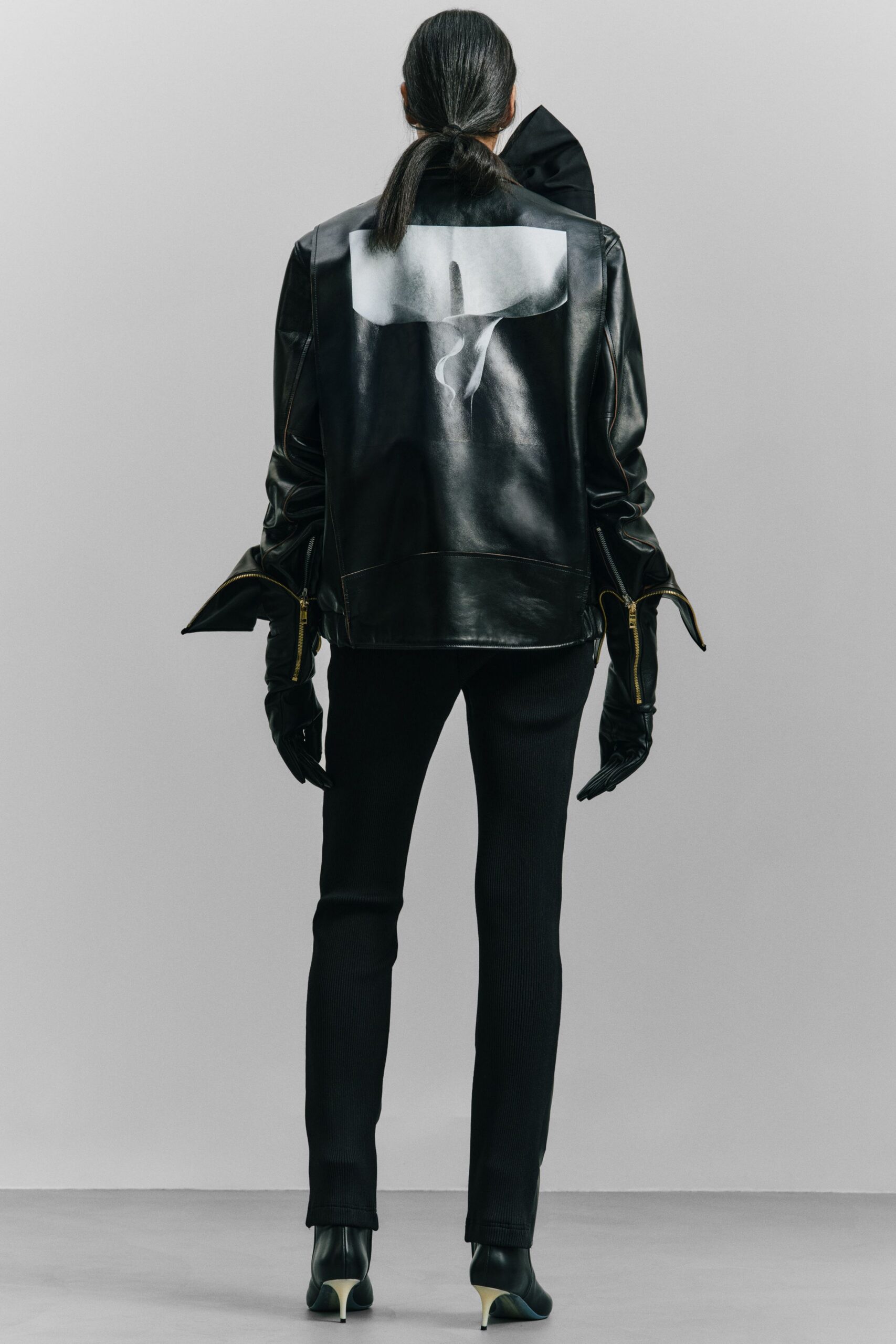 Sacai Fall 2026 Ready-to-Wear Look 10