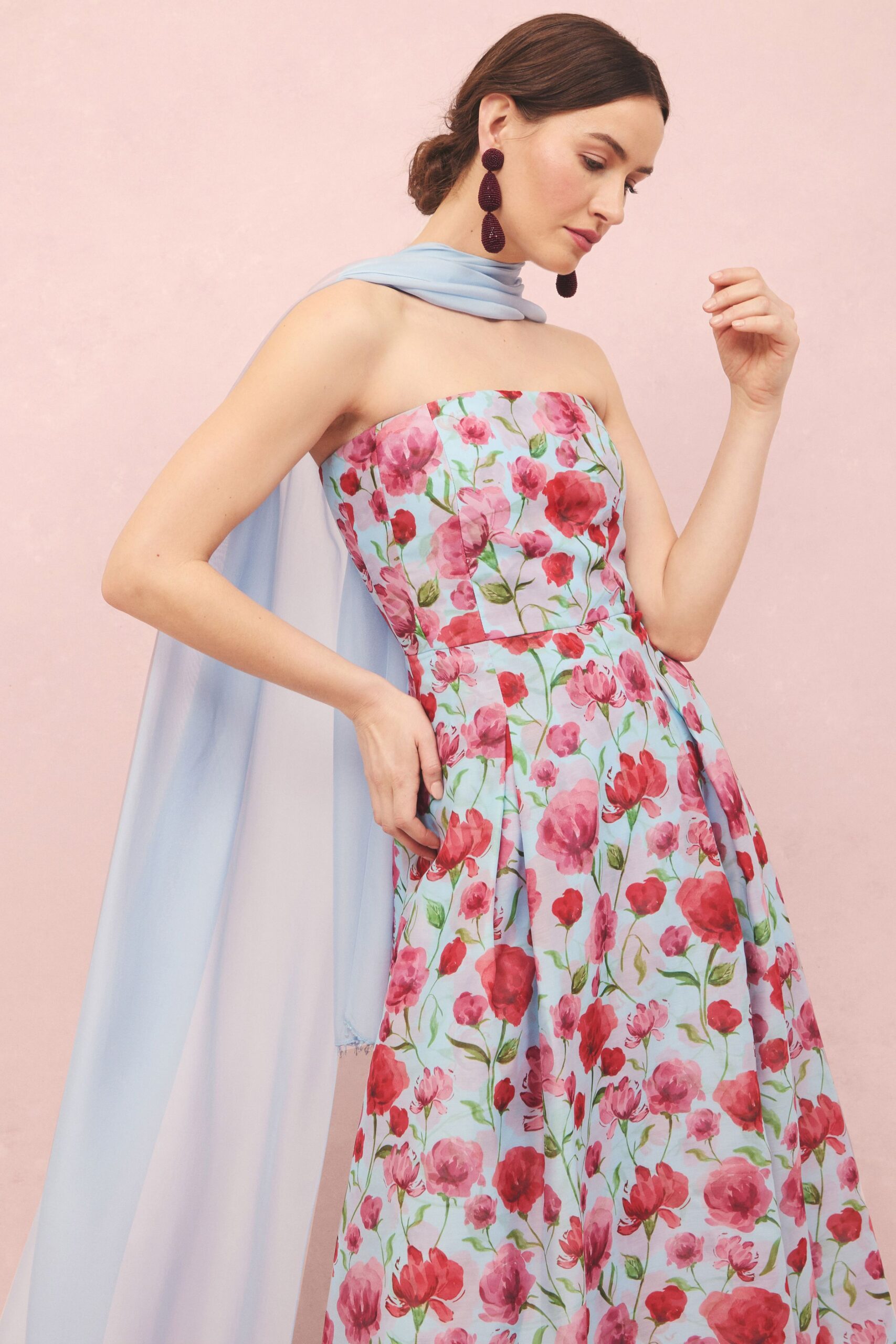 blue cotton strapless fitted floral pleated midi dress