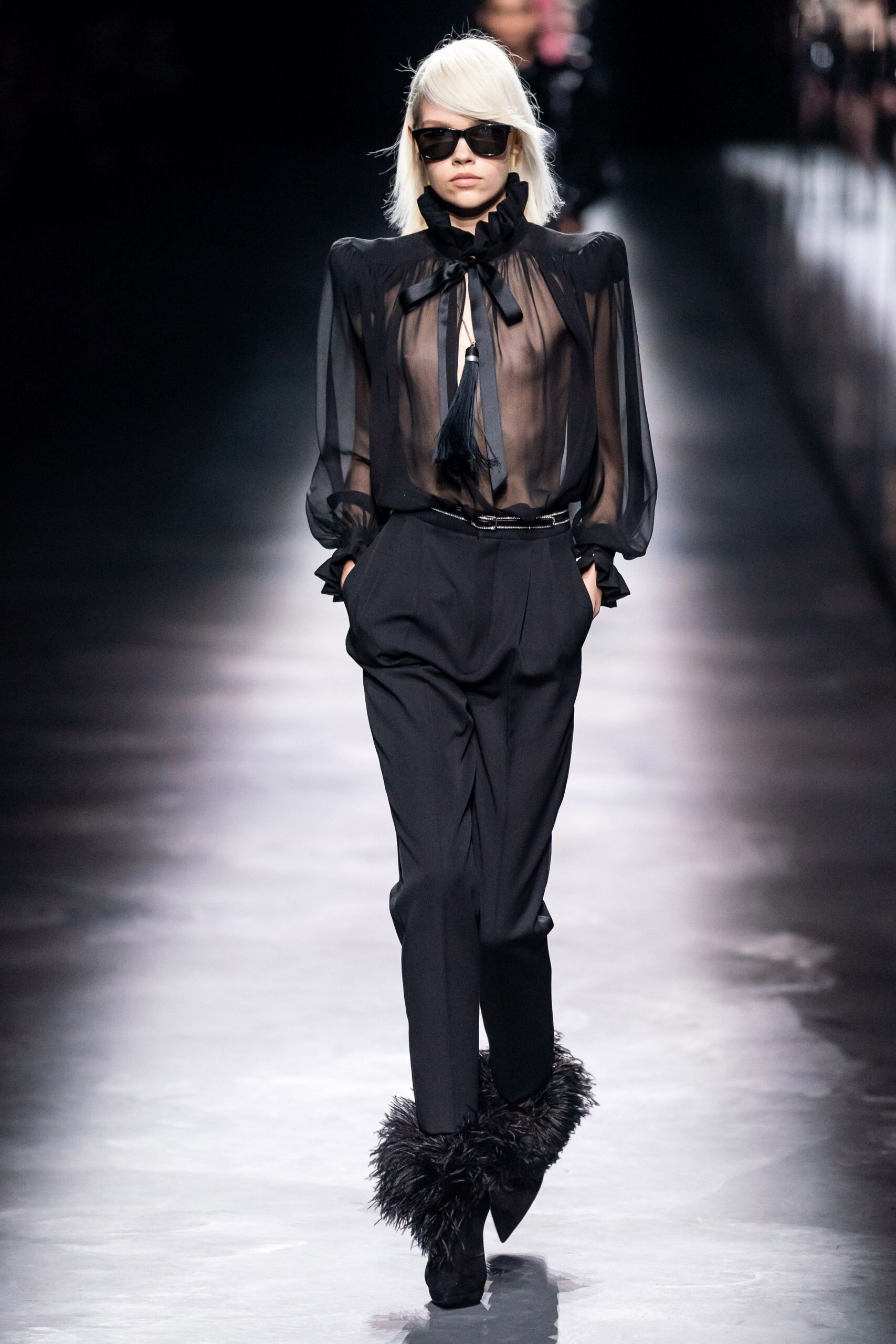 Saint Laurent Fall 2019 Ready-to-Wear Look 39