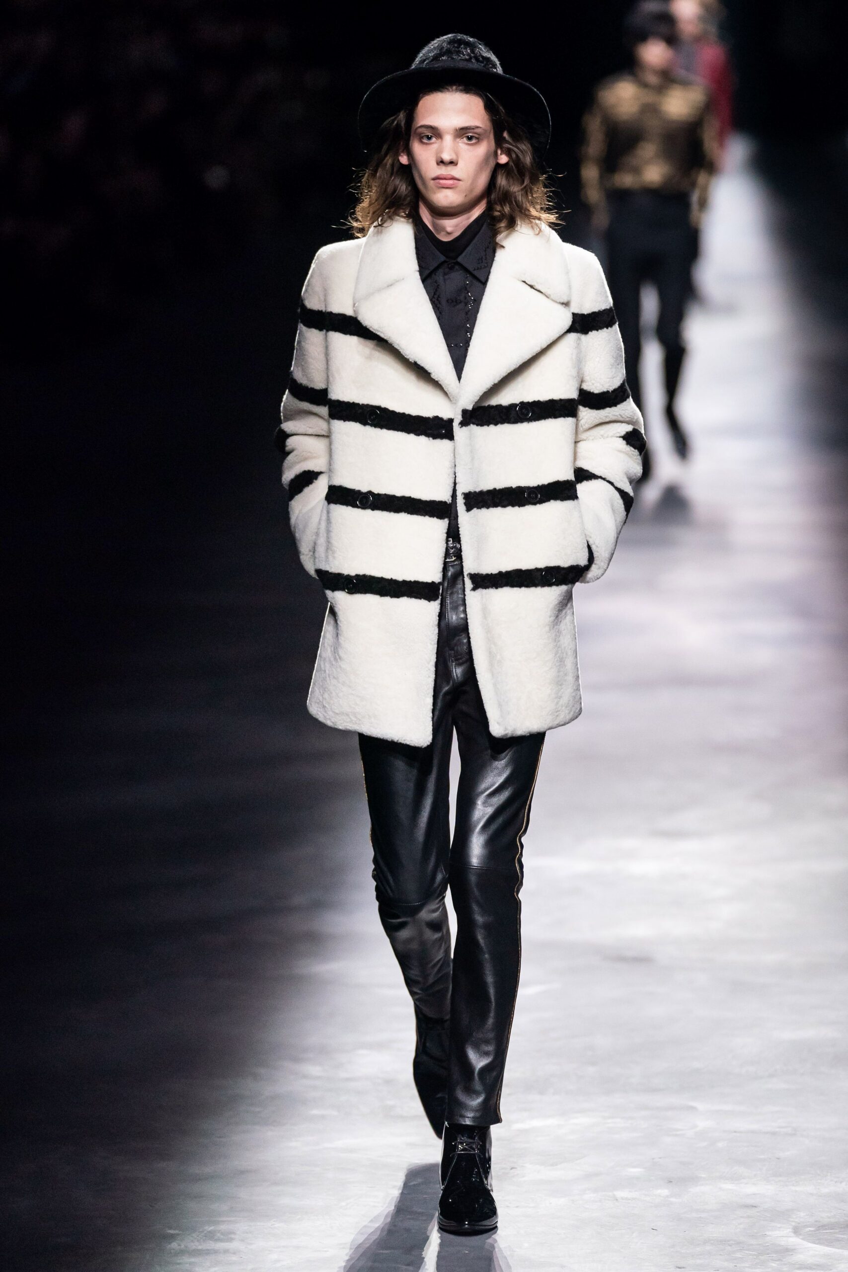 white wool long-sleeve collared fitted striped coat