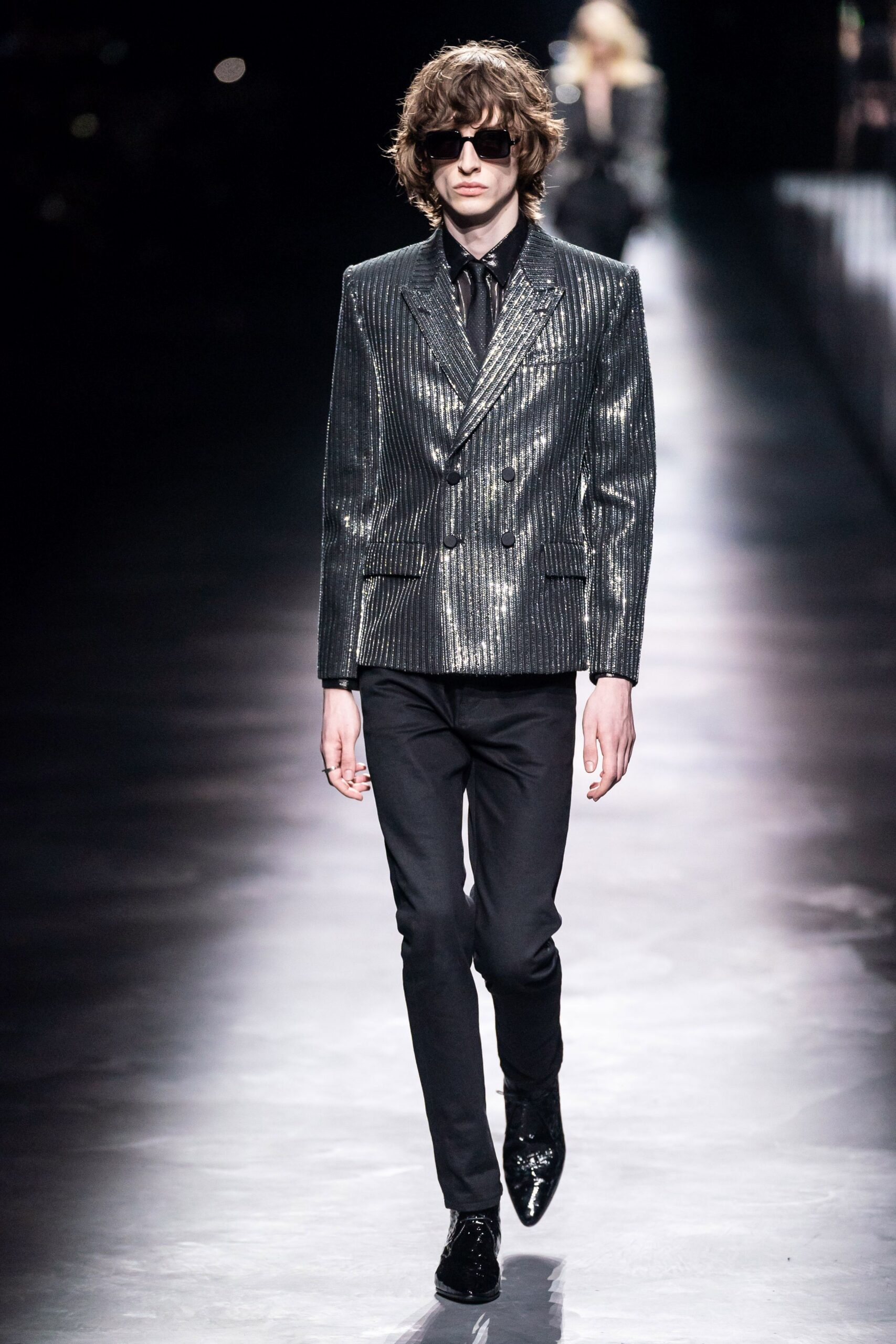 black metallic long-sleeve collared tailored zippered shiny blazer