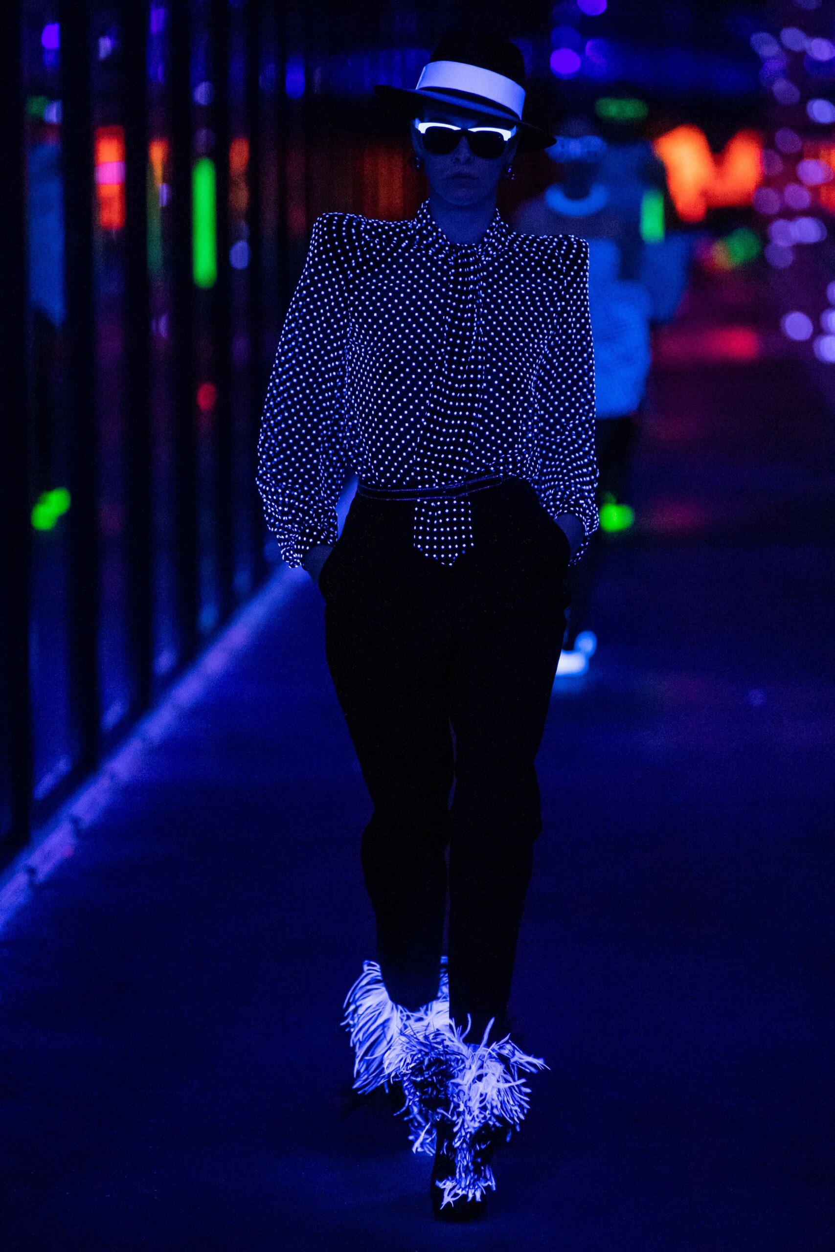 black cotton long-sleeve collared fitted polka-dot shirt