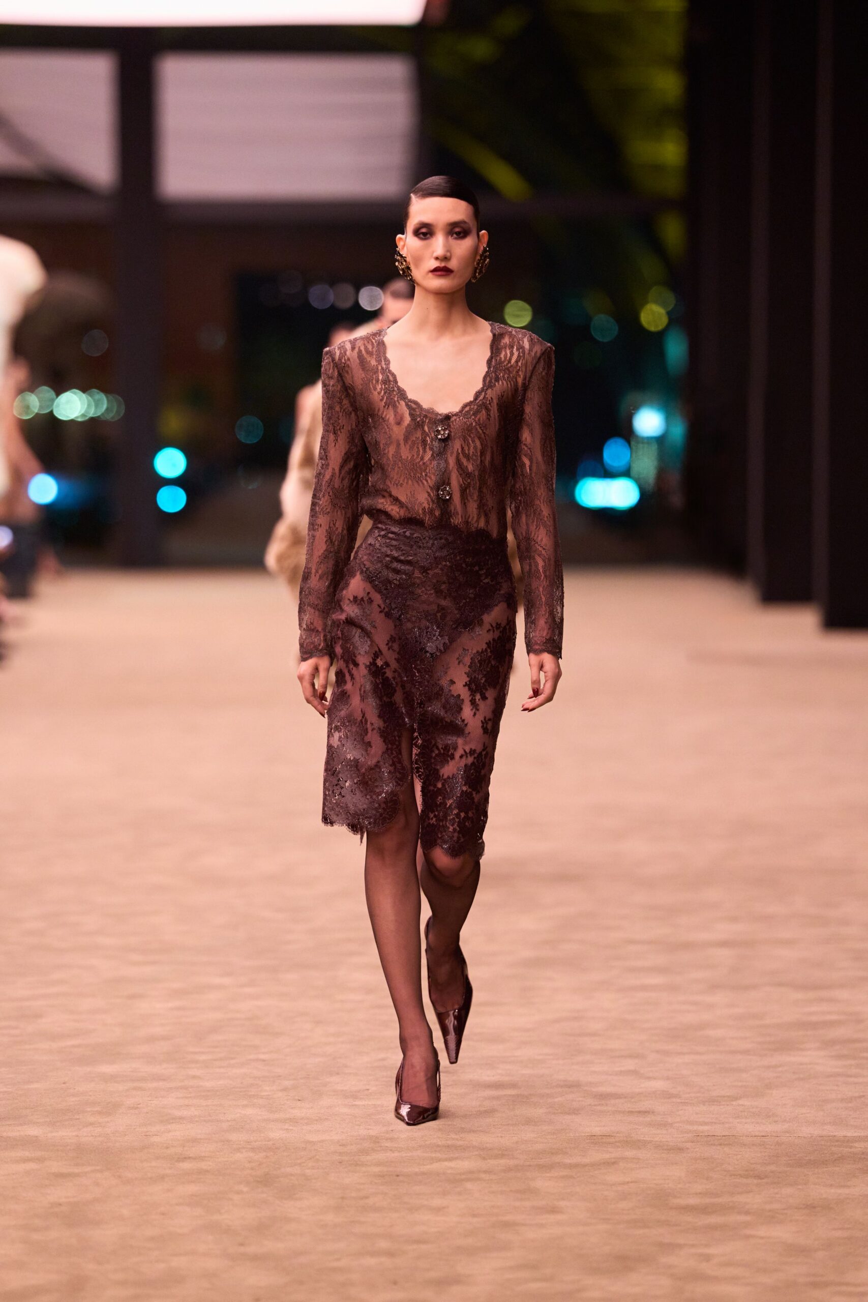 brown lace long-sleeve v-neck fitted embroidered blouse