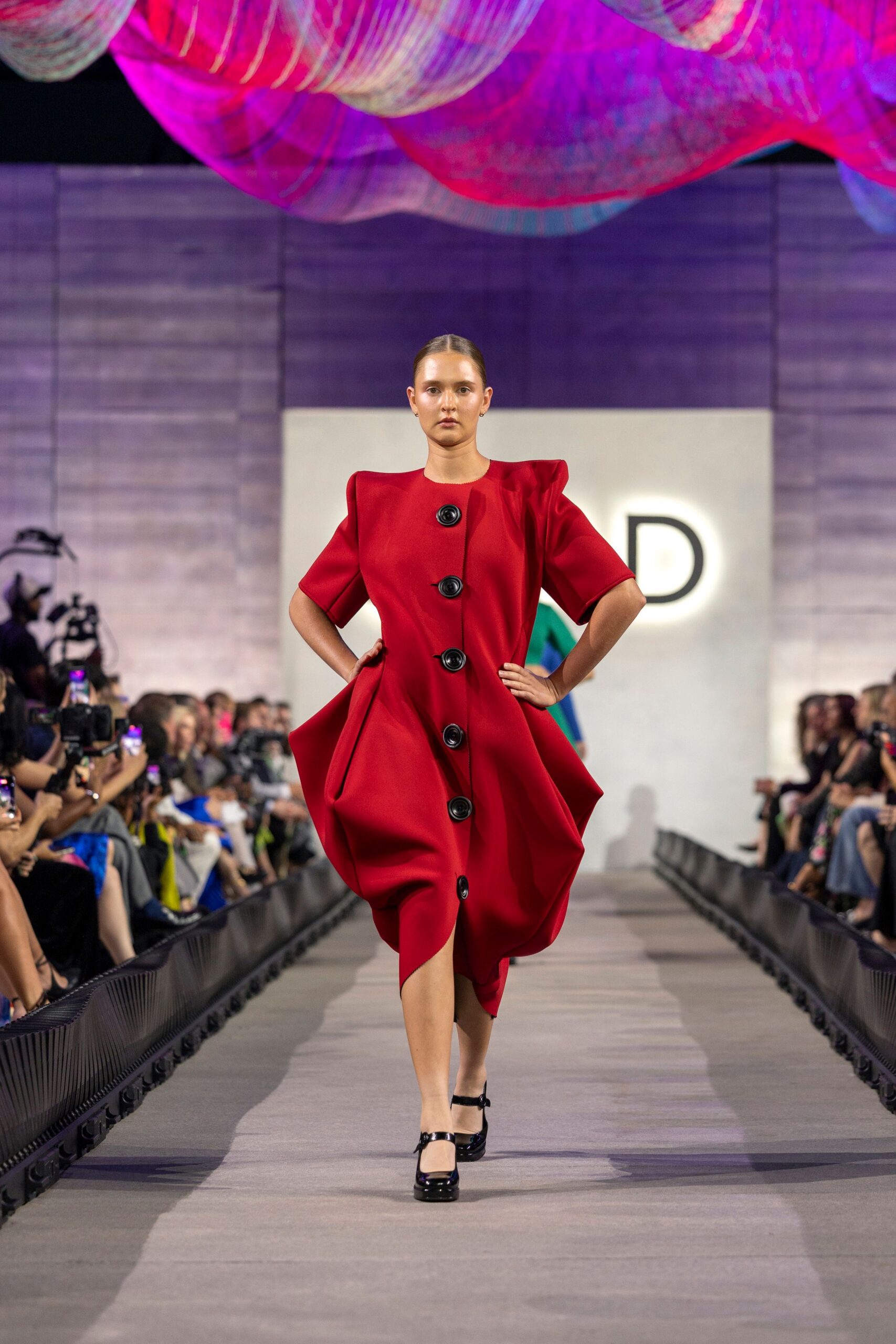 red wool short-sleeve collared fitted pleated buttoned dress