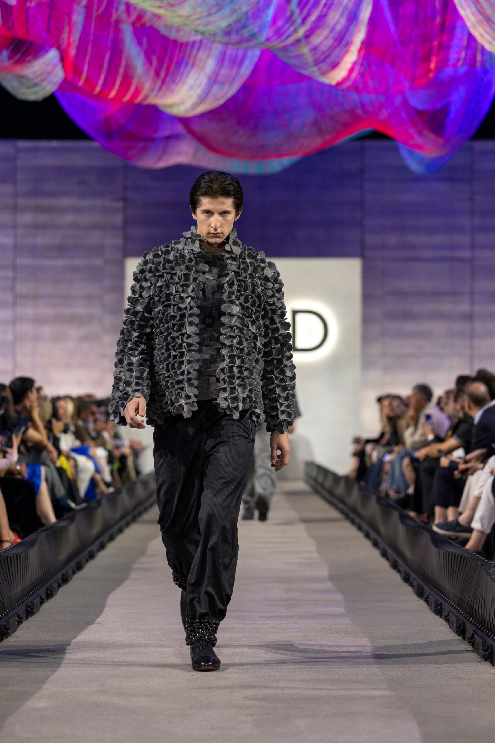 black cotton long-sleeve collared fitted ruffled jacket