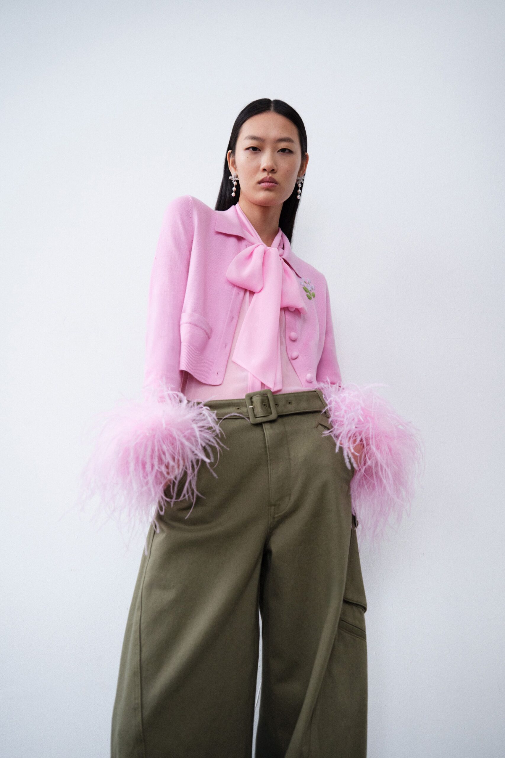 pink cotton long-sleeve collared fitted buttoned jacket
