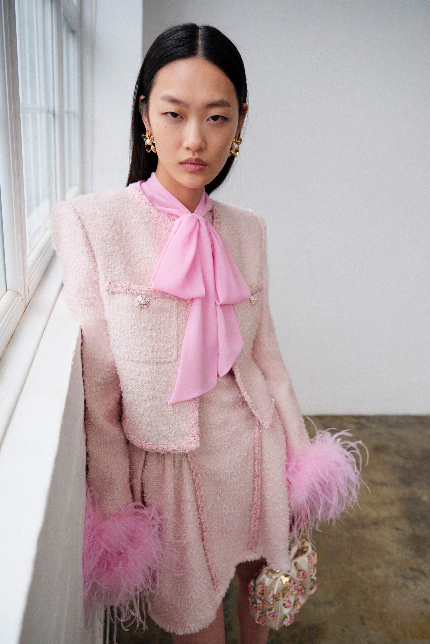 pink tweed long-sleeve collared structured buttoned blazer
