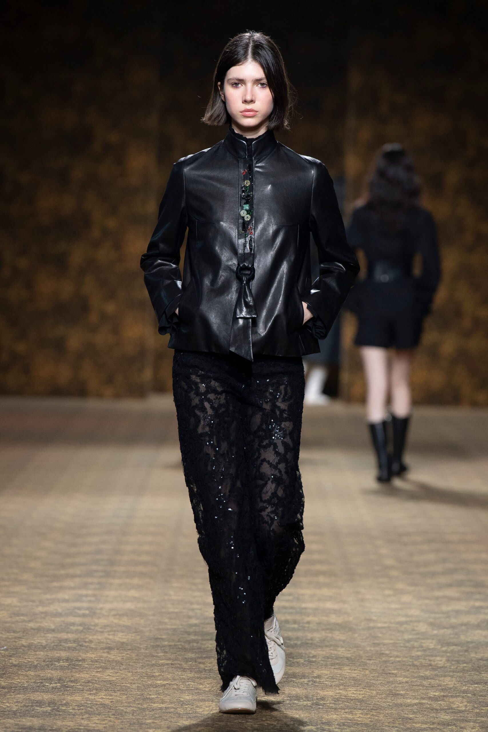 Shiatzy Chen Fall 2026 Ready-to-Wear Look 10