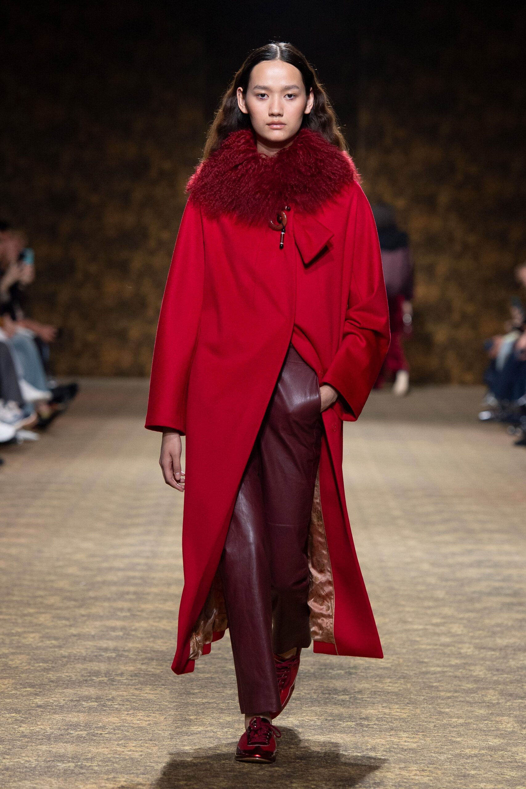 red wool long-sleeve collared relaxed buttoned coat