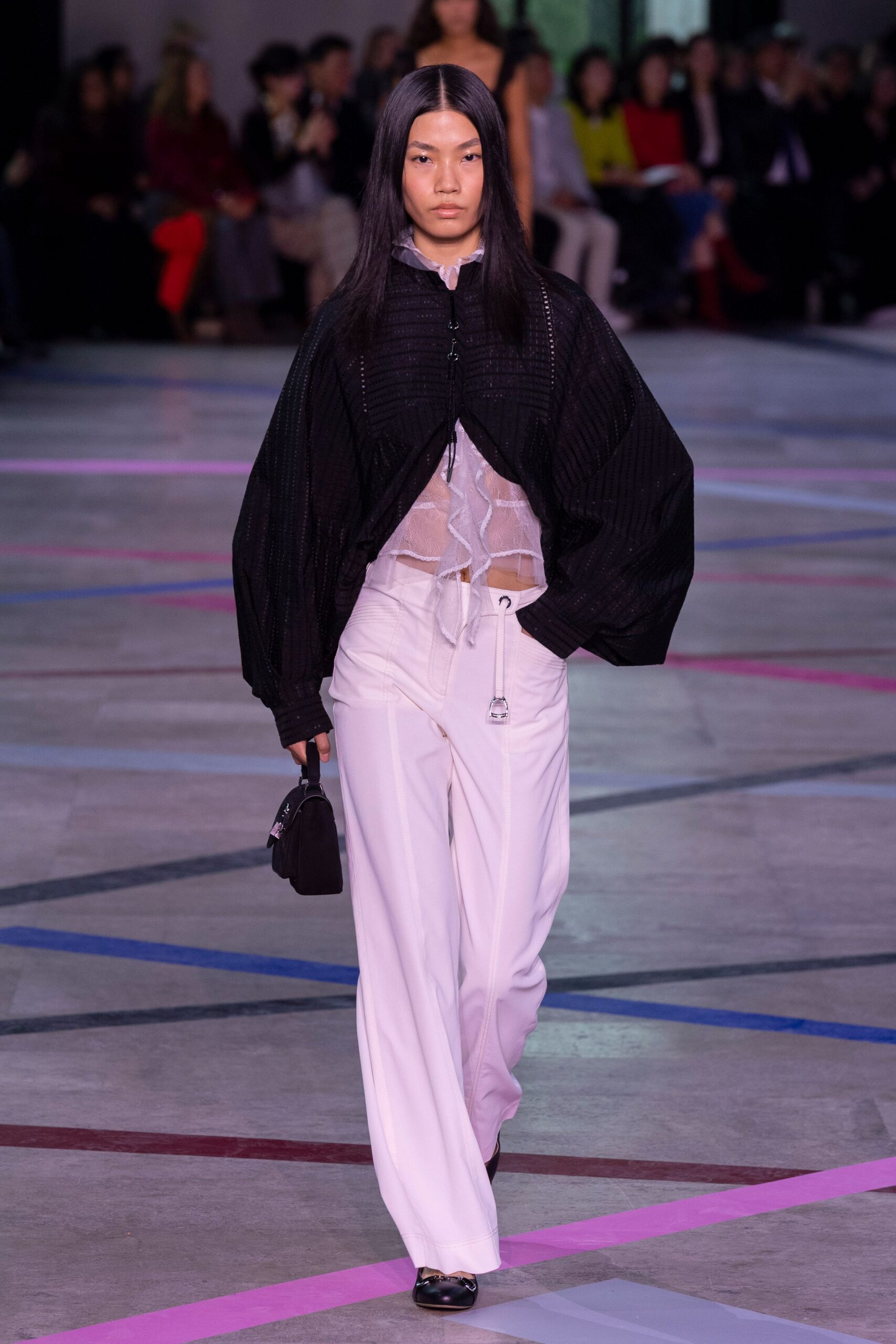 black cotton long-sleeve collared relaxed pleated jacket