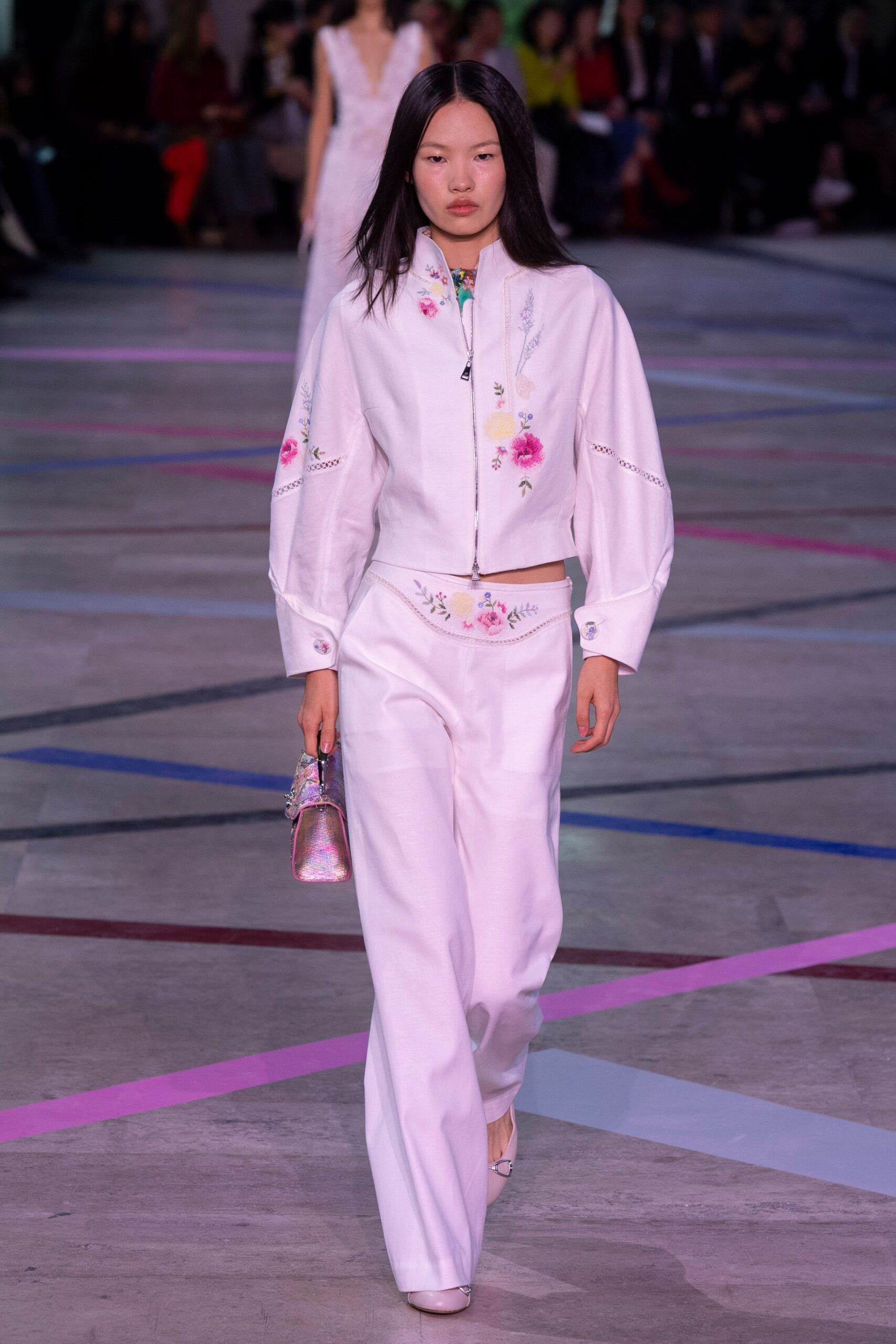 white cotton long-sleeve collared fitted embroidered jacket