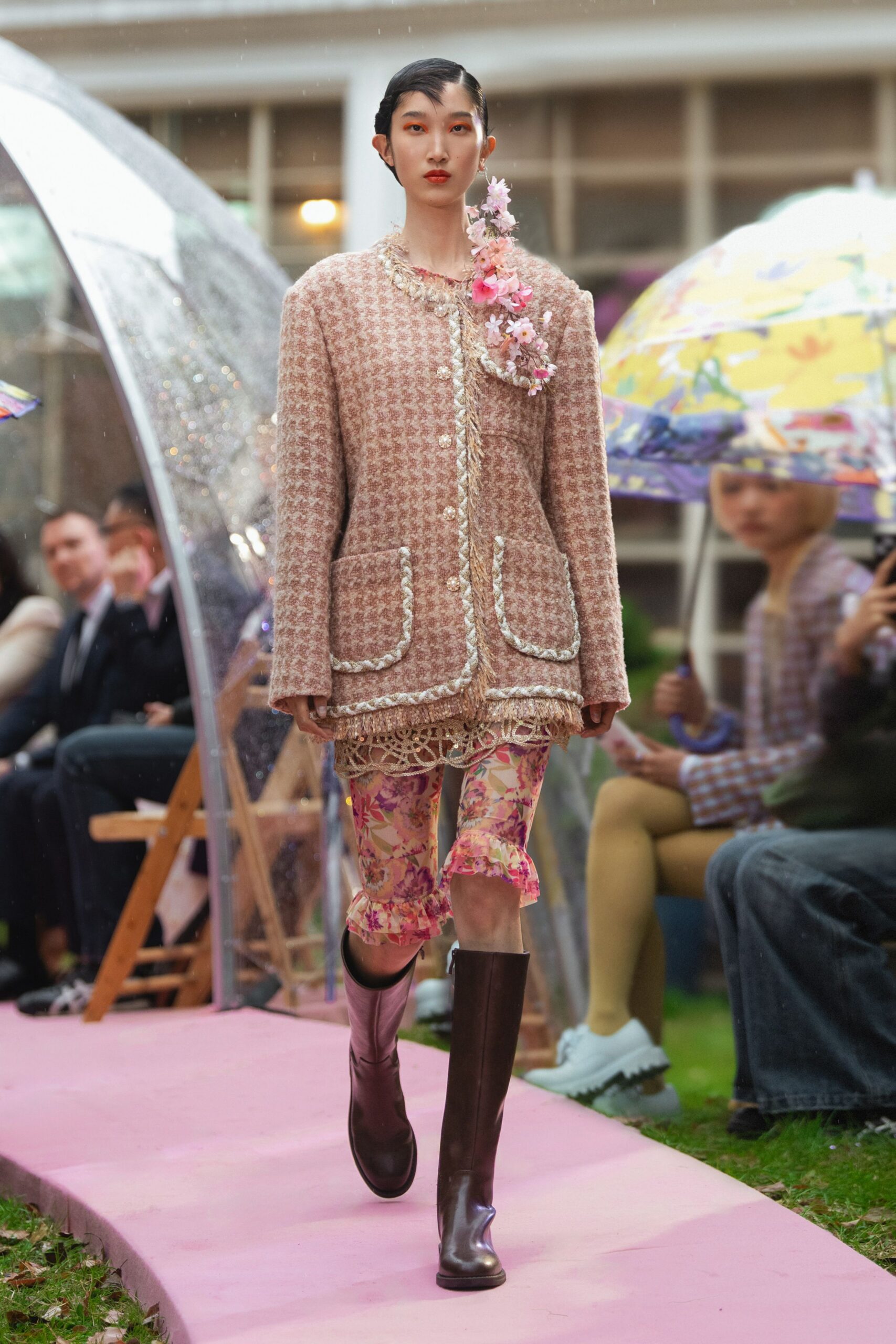 pink cotton long-sleeve collared fitted embroidered buttoned jacket