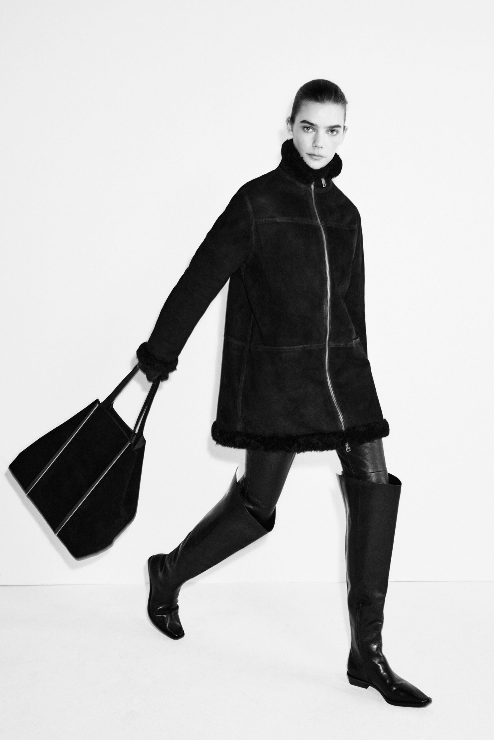 black suede long-sleeve fitted zippered fringed coat