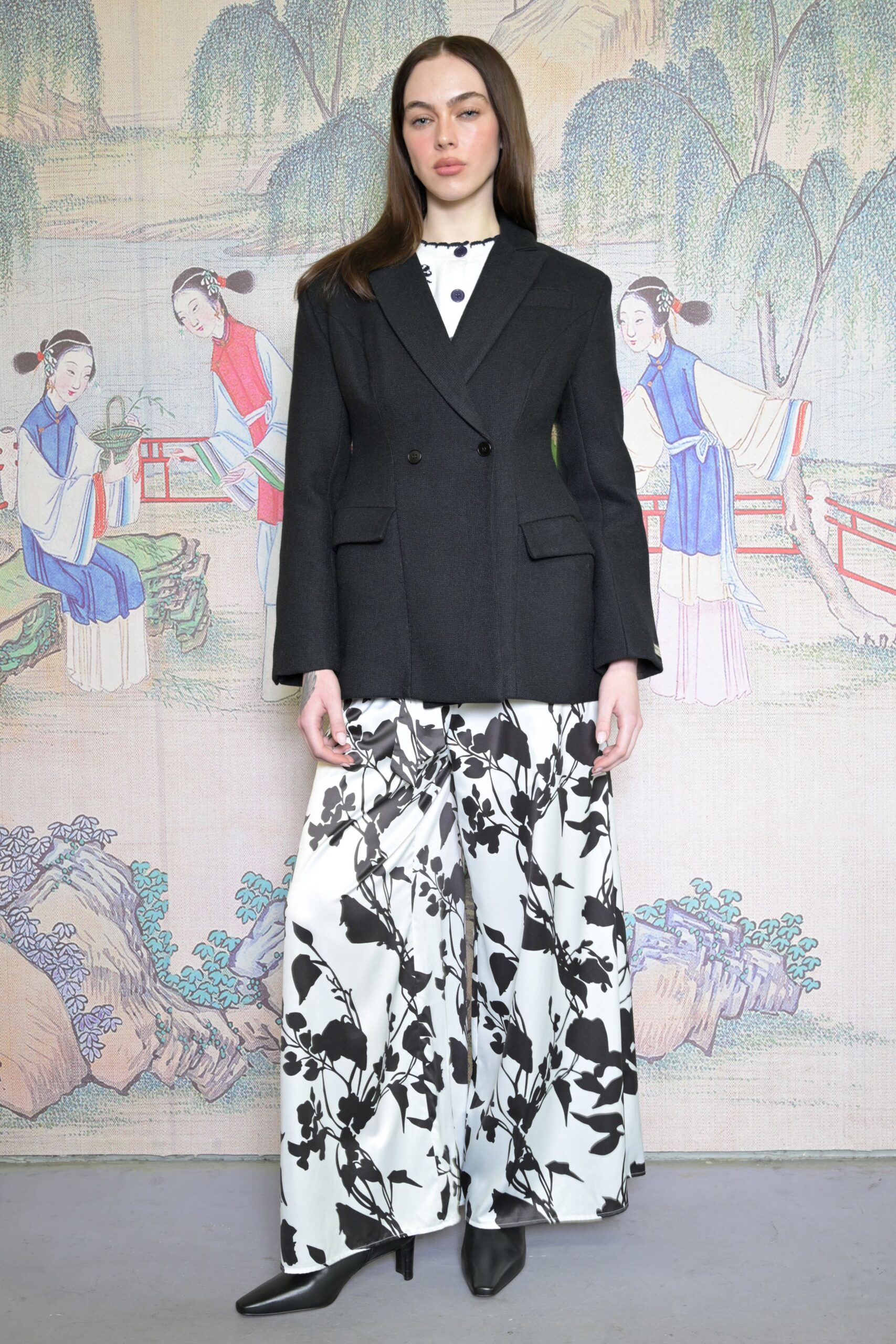 white silk relaxed flared printed skirt