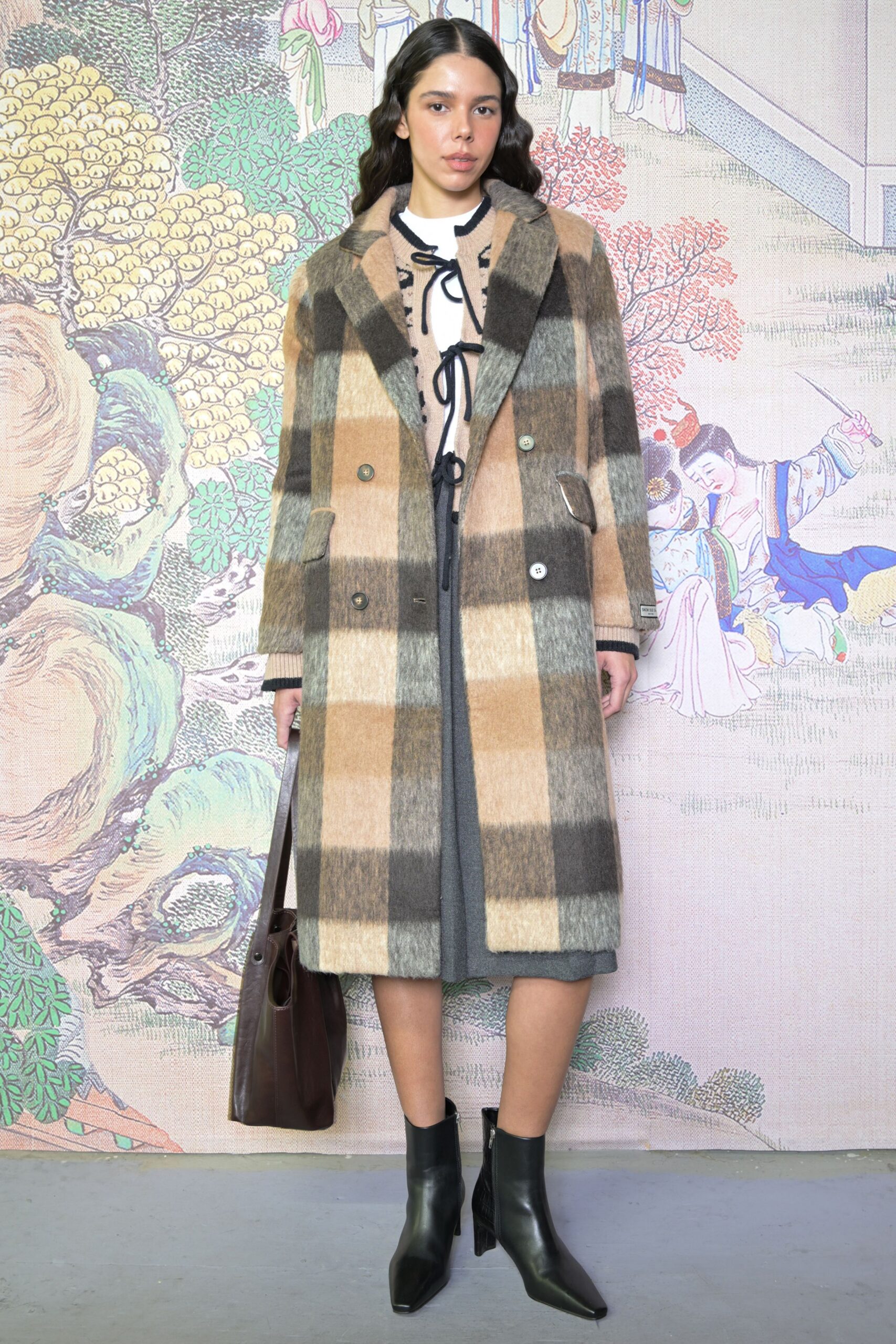 gray wool fitted skirt