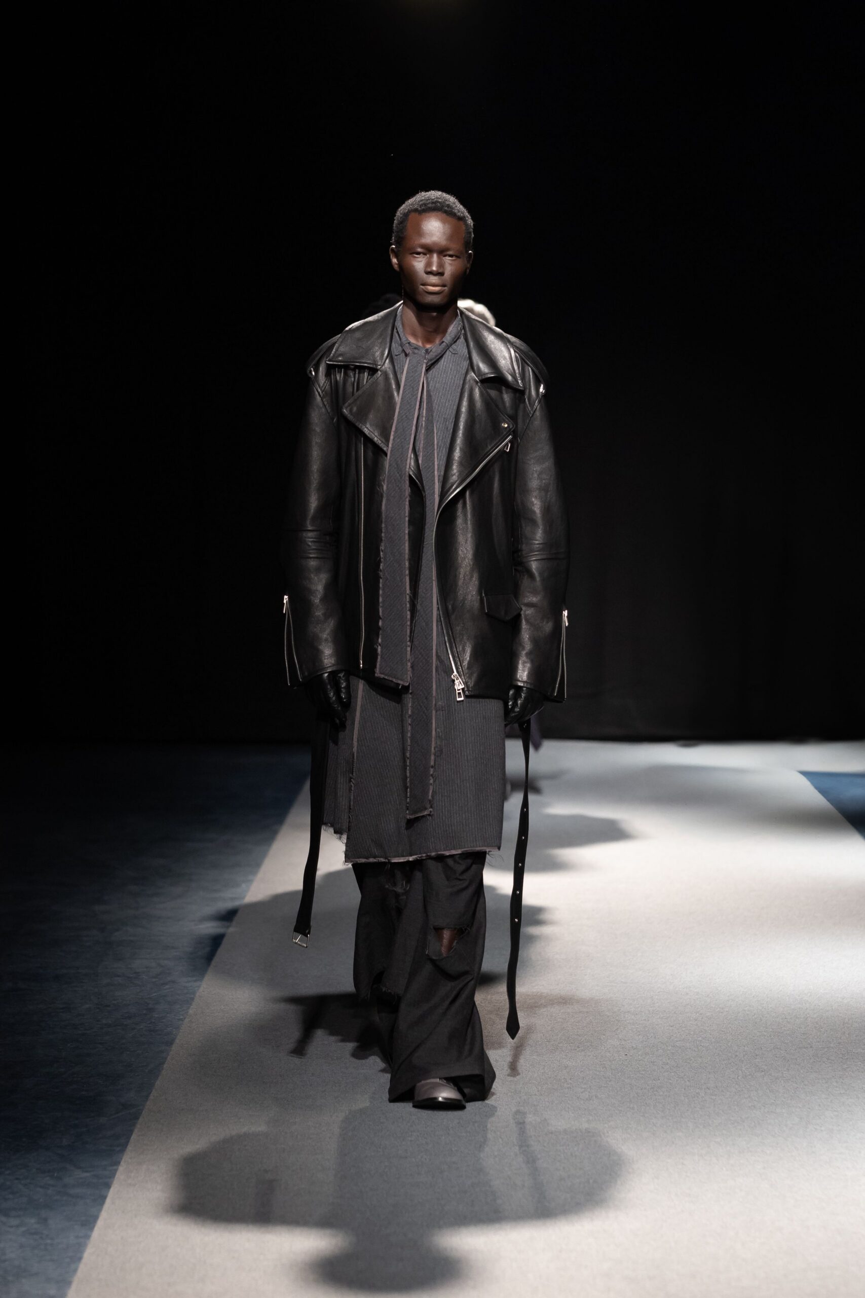 black leather long-sleeve fitted zippered jacket