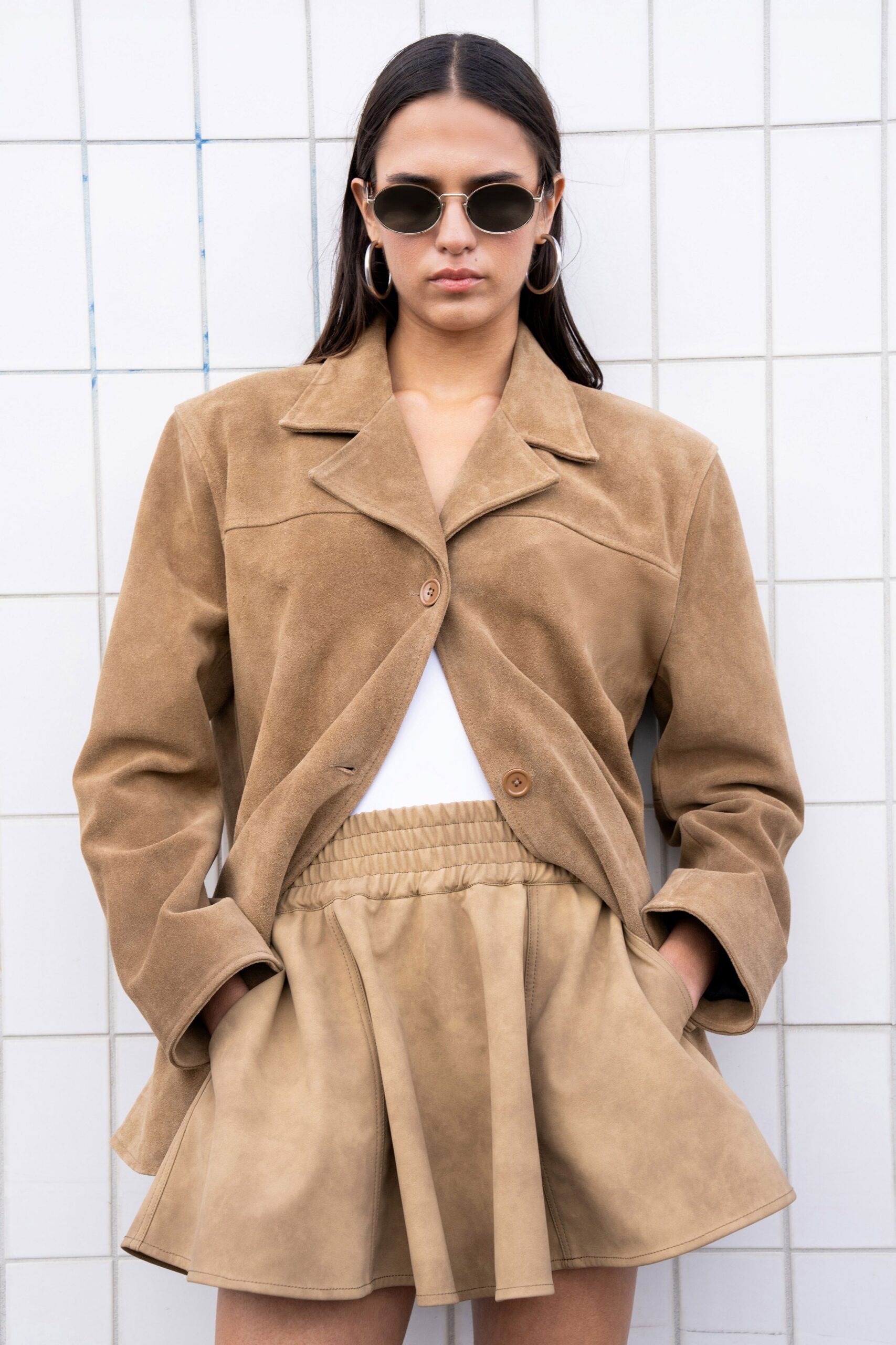 brown suede long-sleeve collared relaxed buttoned jacket