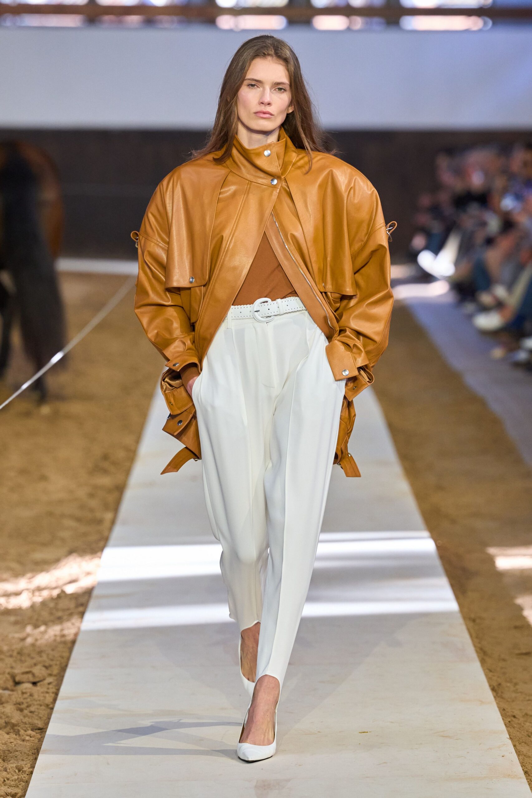 brown leather long-sleeve collared oversized zippered jacket