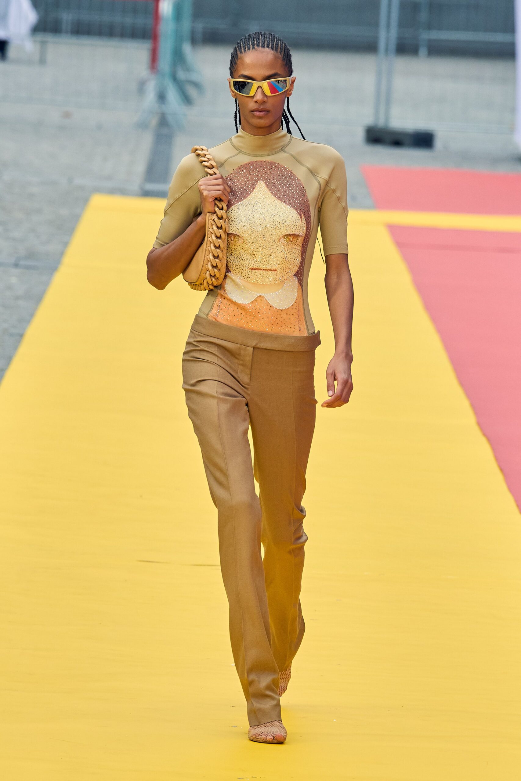 tan leather bag
