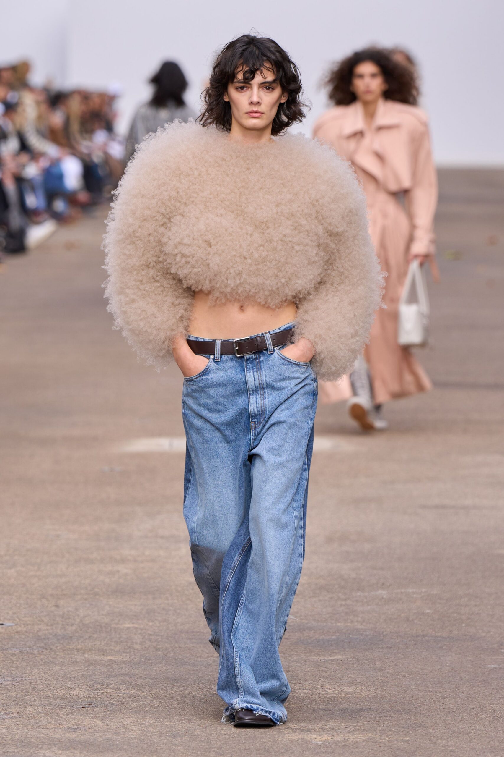 Stella McCartney Spring 2025 Ready-to-Wear Look 27