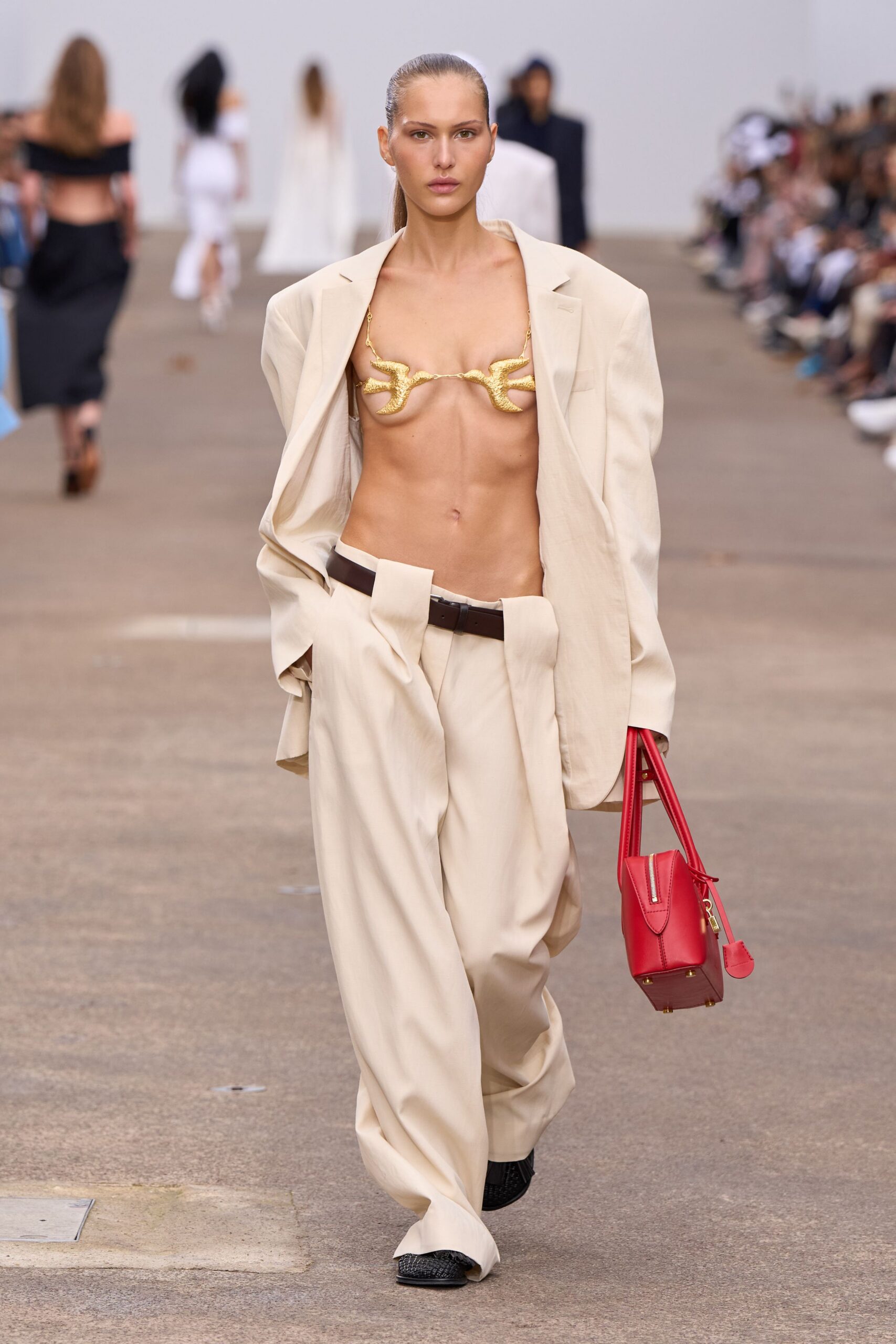 beige cotton long-sleeve collared oversized blazer