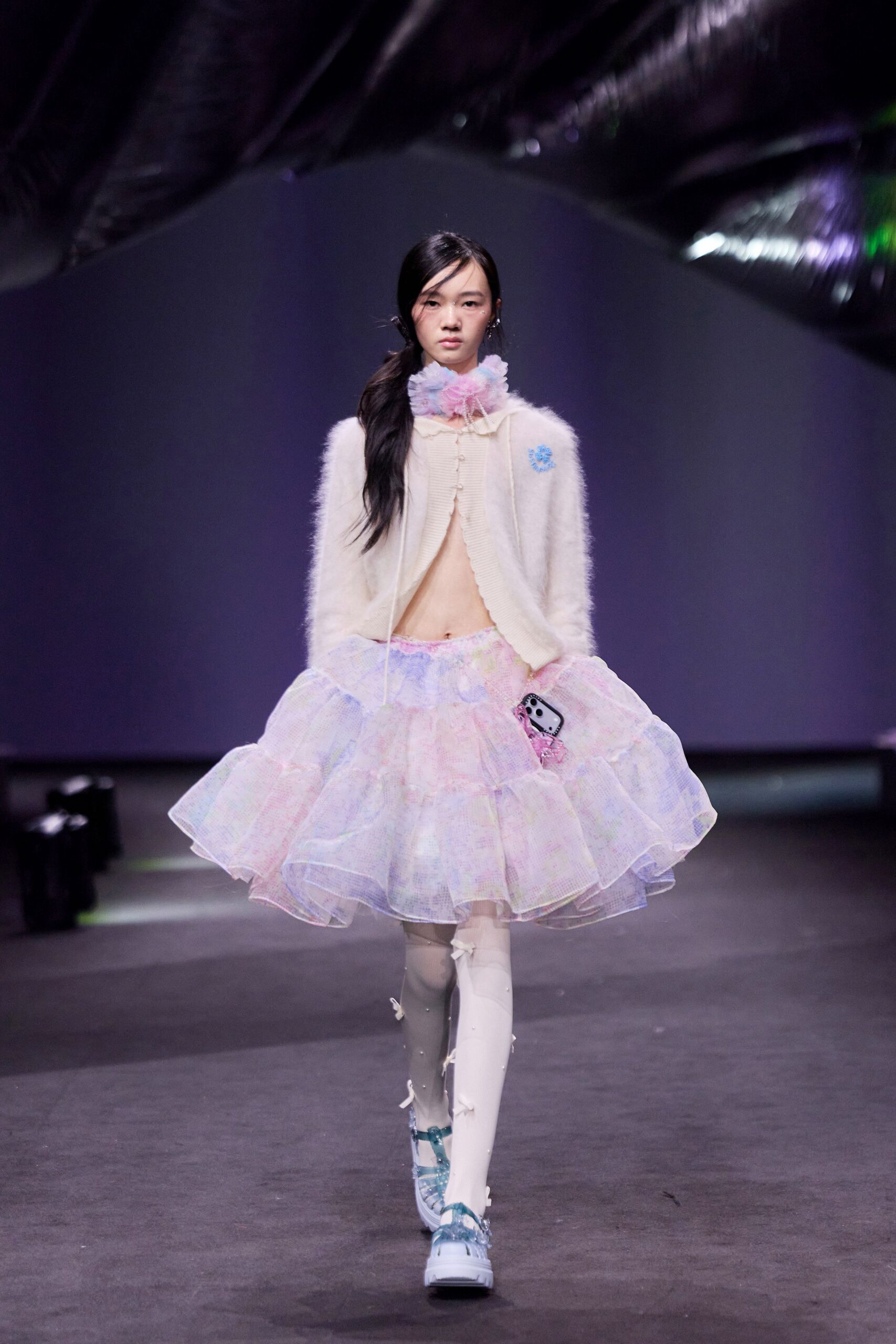 white fur long-sleeve collared fitted layered jacket