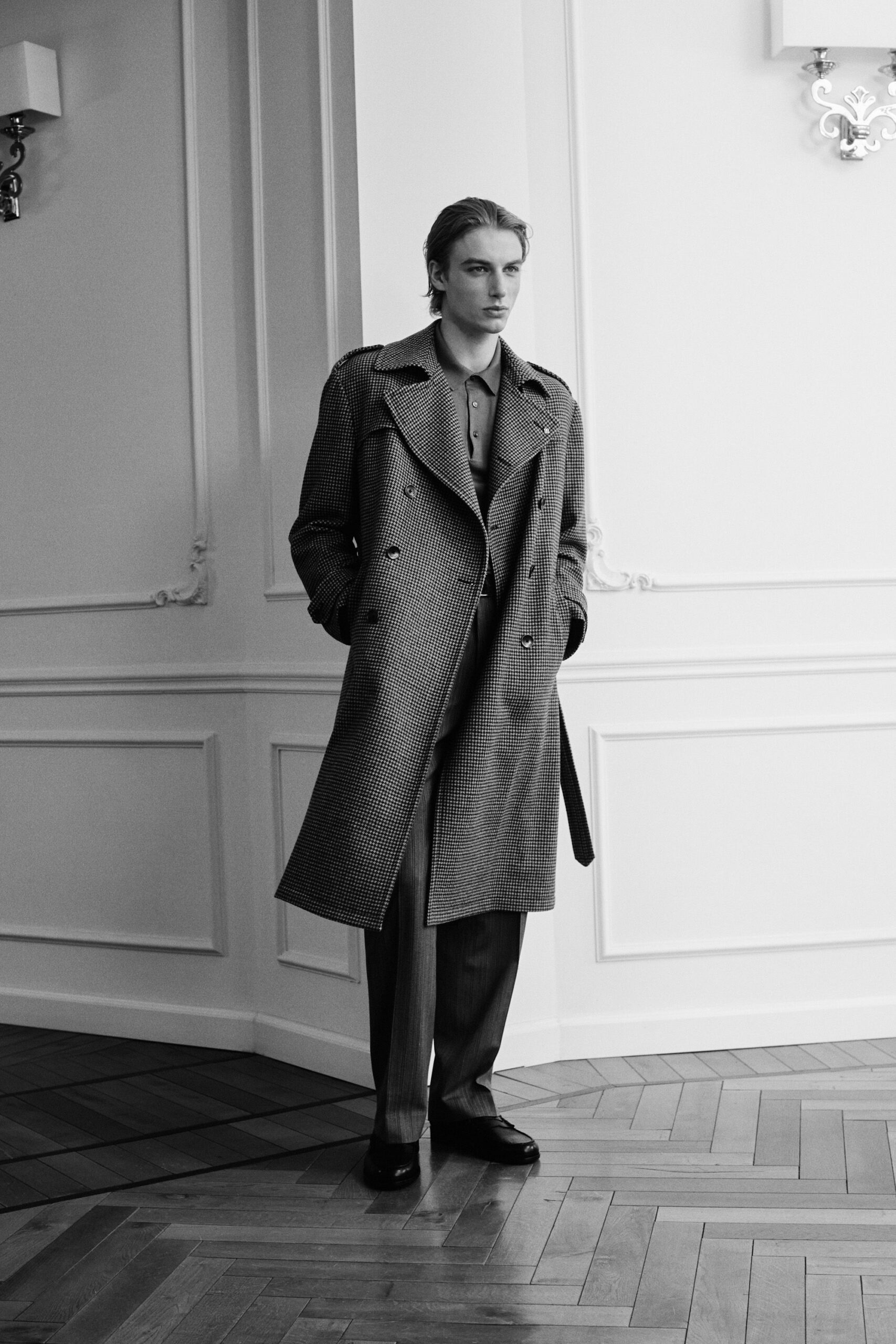 gray wool long-sleeve double-breasted structured checked coat