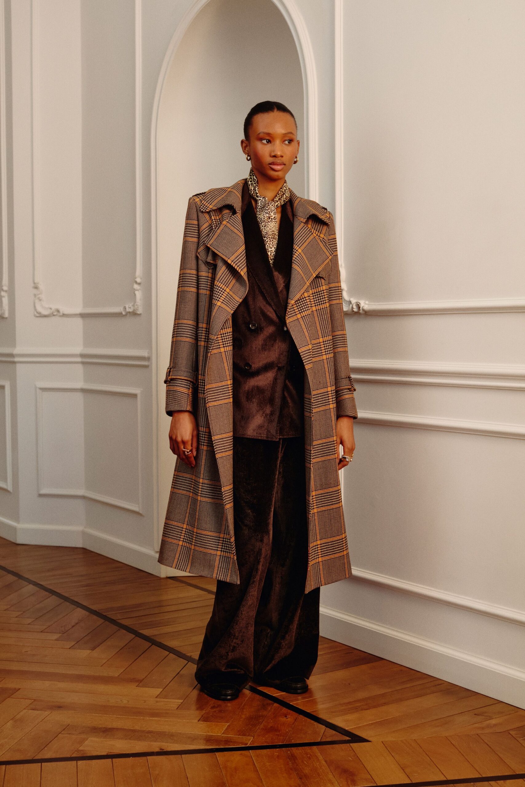 brown cotton long-sleeve collared relaxed checked trench