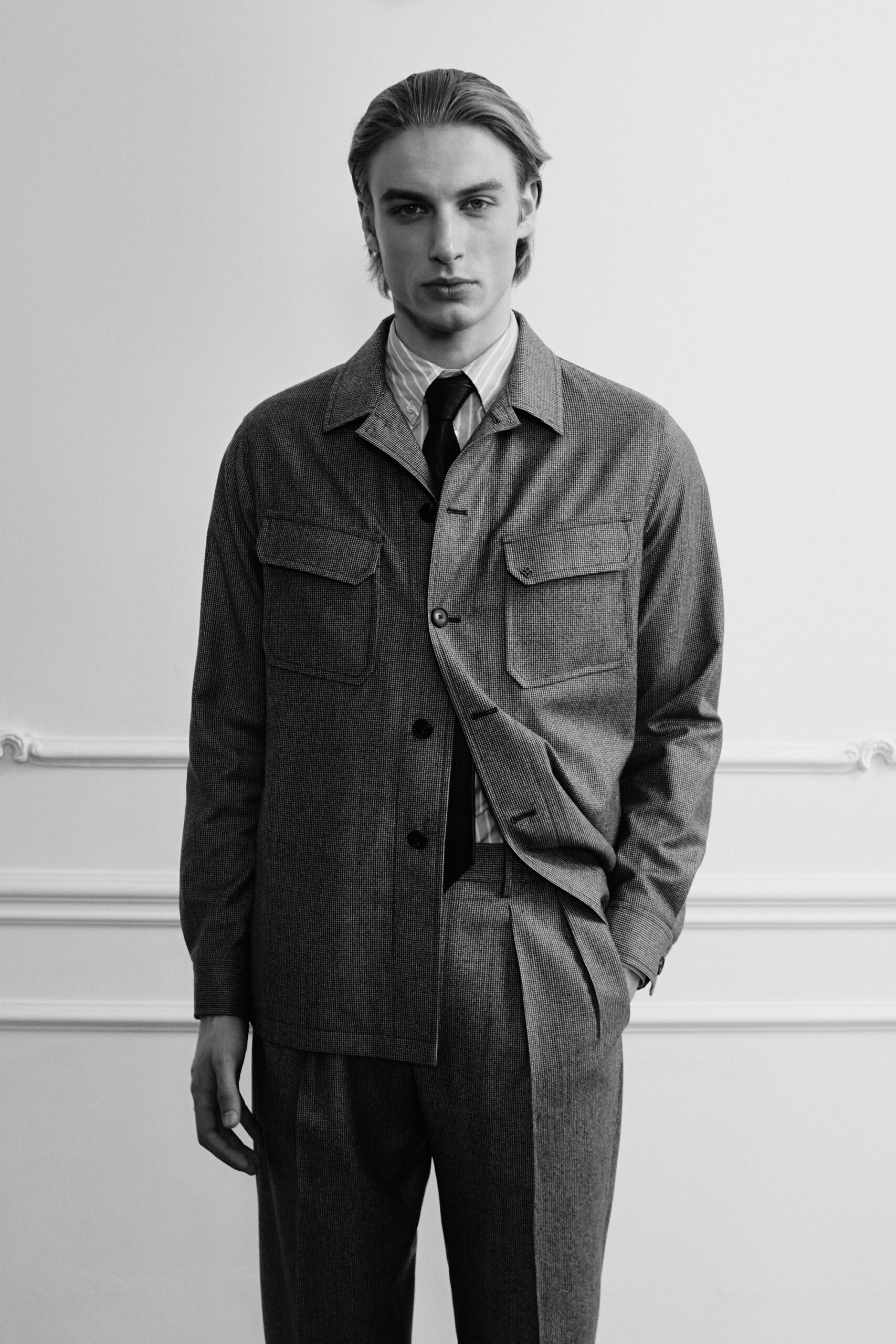 gray wool long-sleeve collared structured buttoned pockets jacket