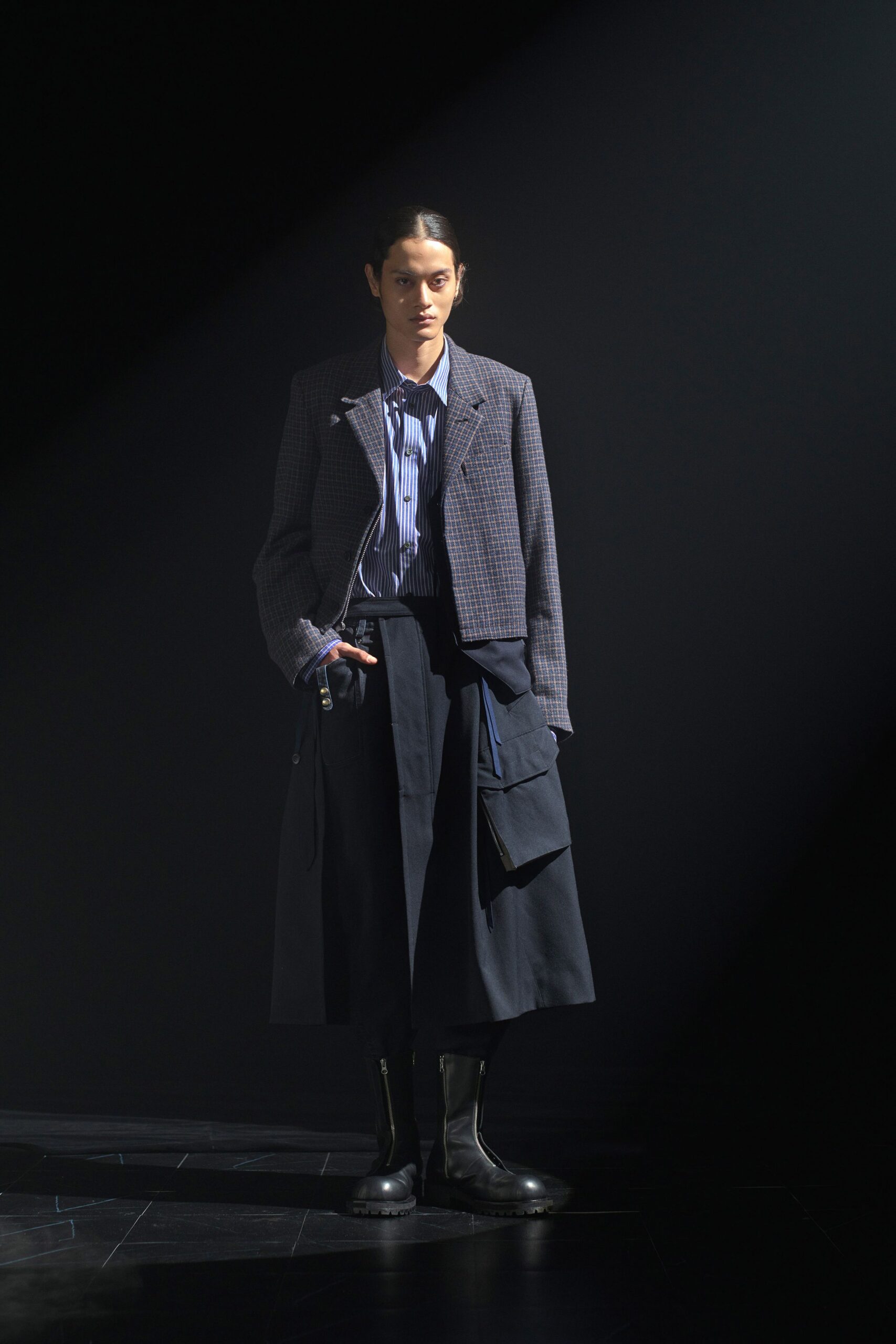 gray checked blazer with blue shirt