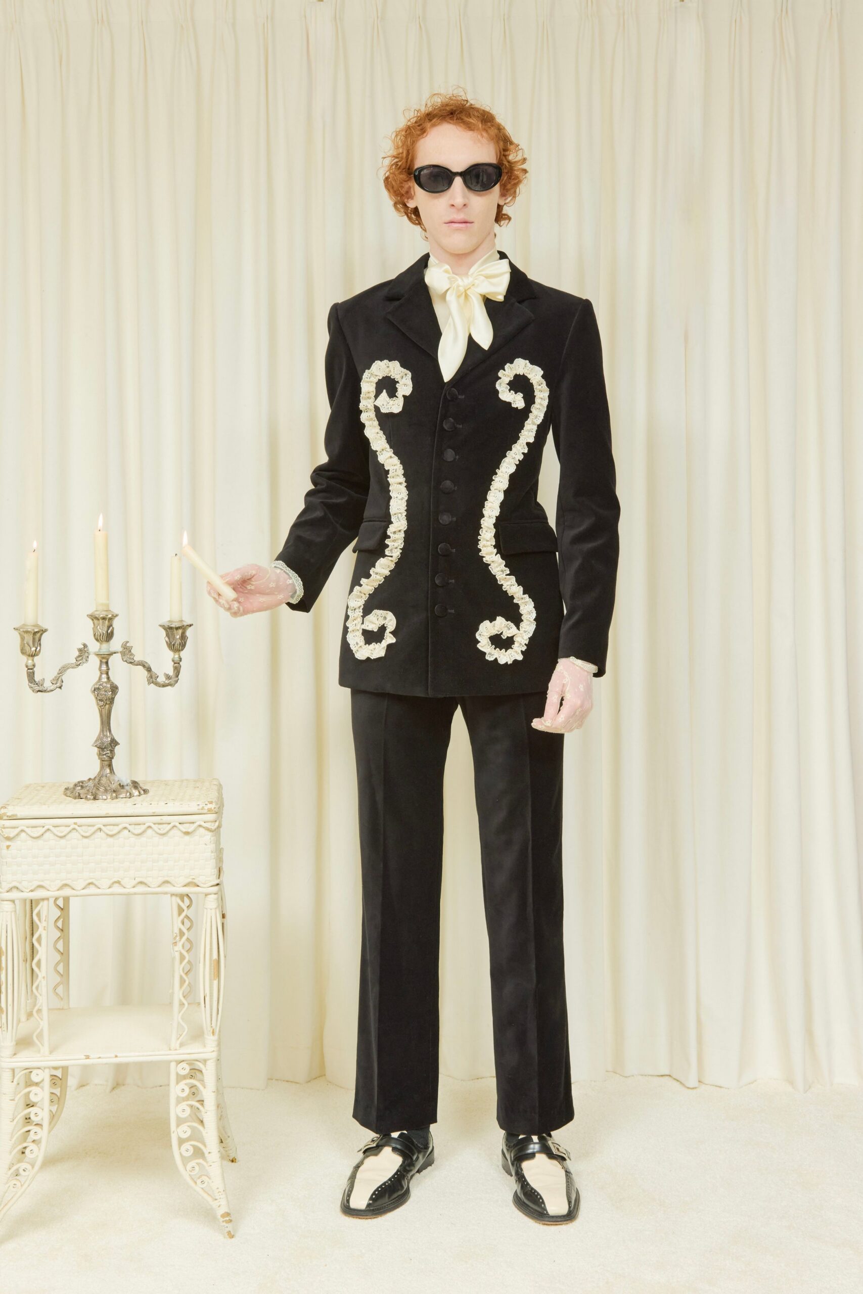 black velvet long-sleeve collared tailored embroidered blazer