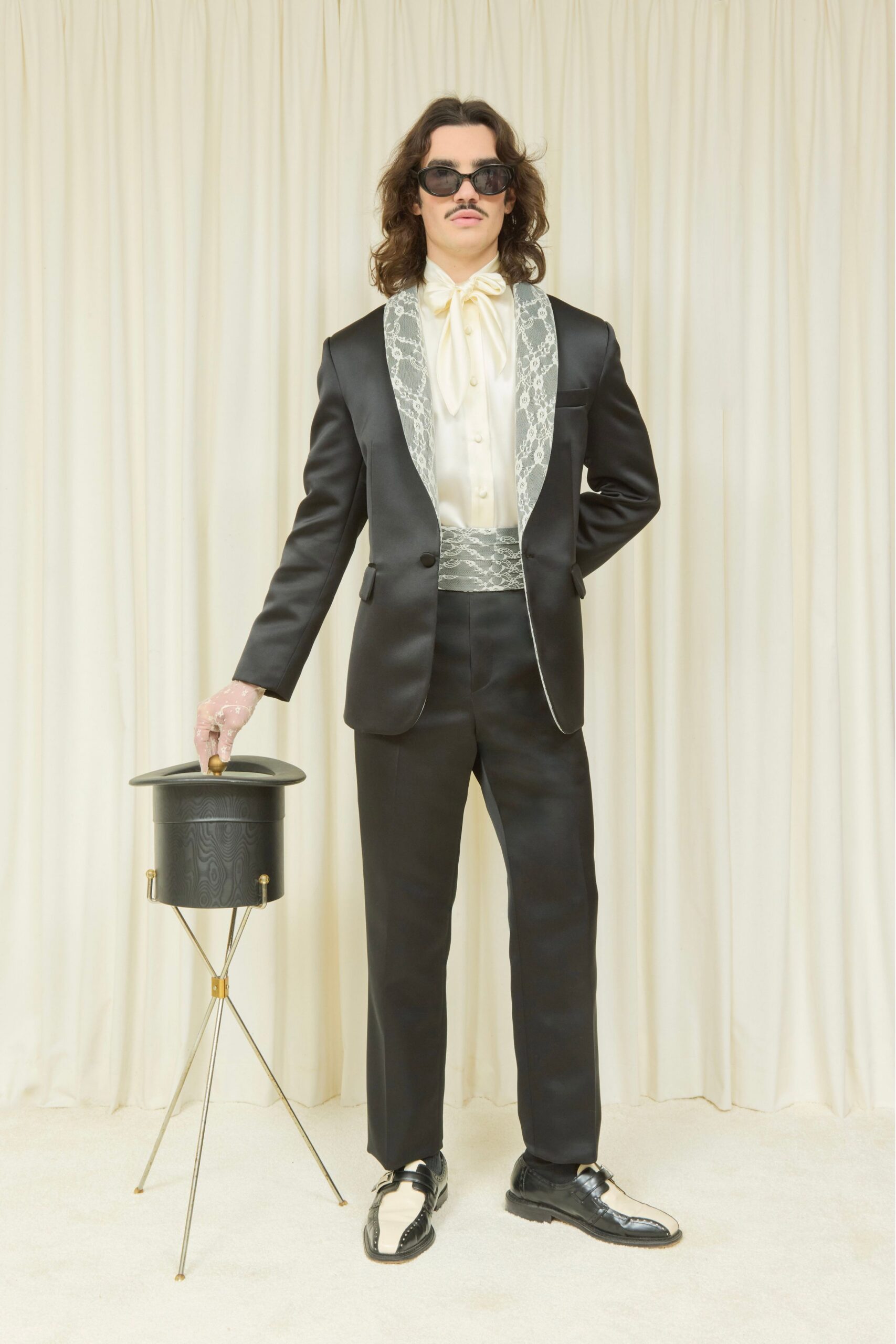 black silk long-sleeve collared tailored buttoned suit