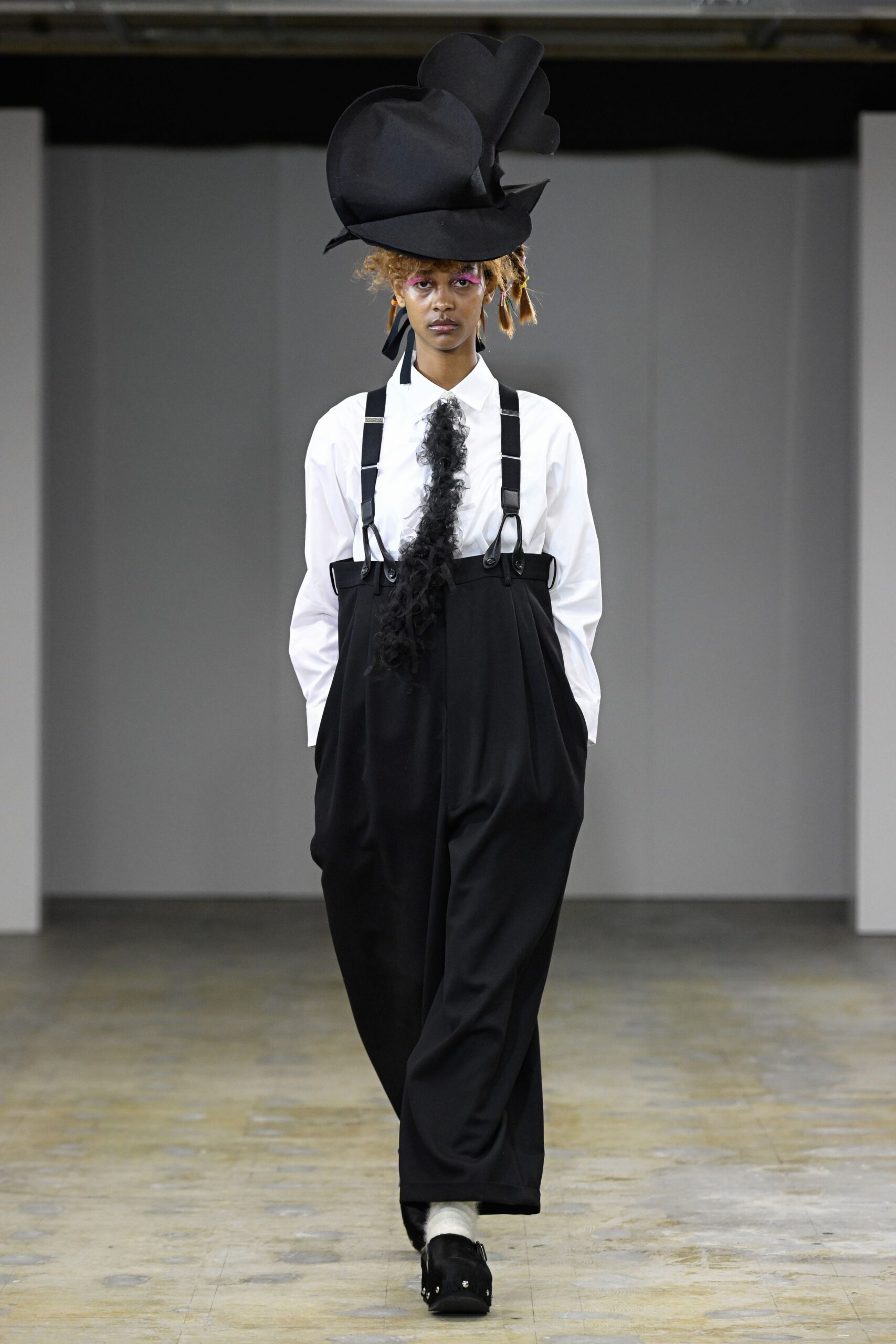 black structured hat