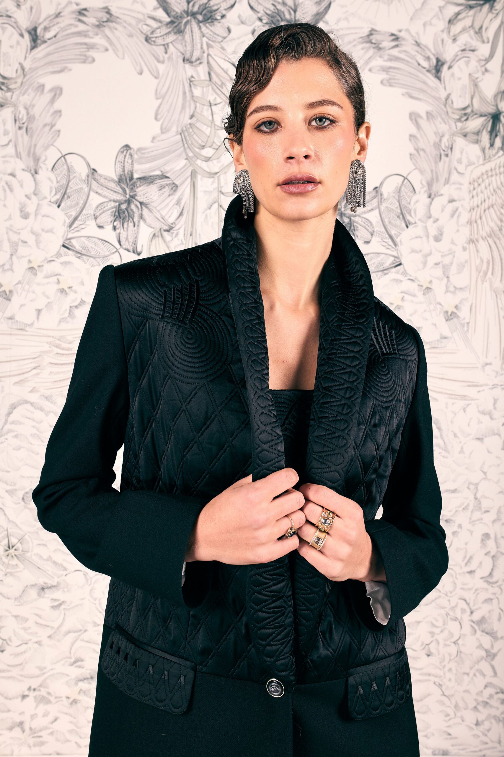 black fitted embroidered blazer