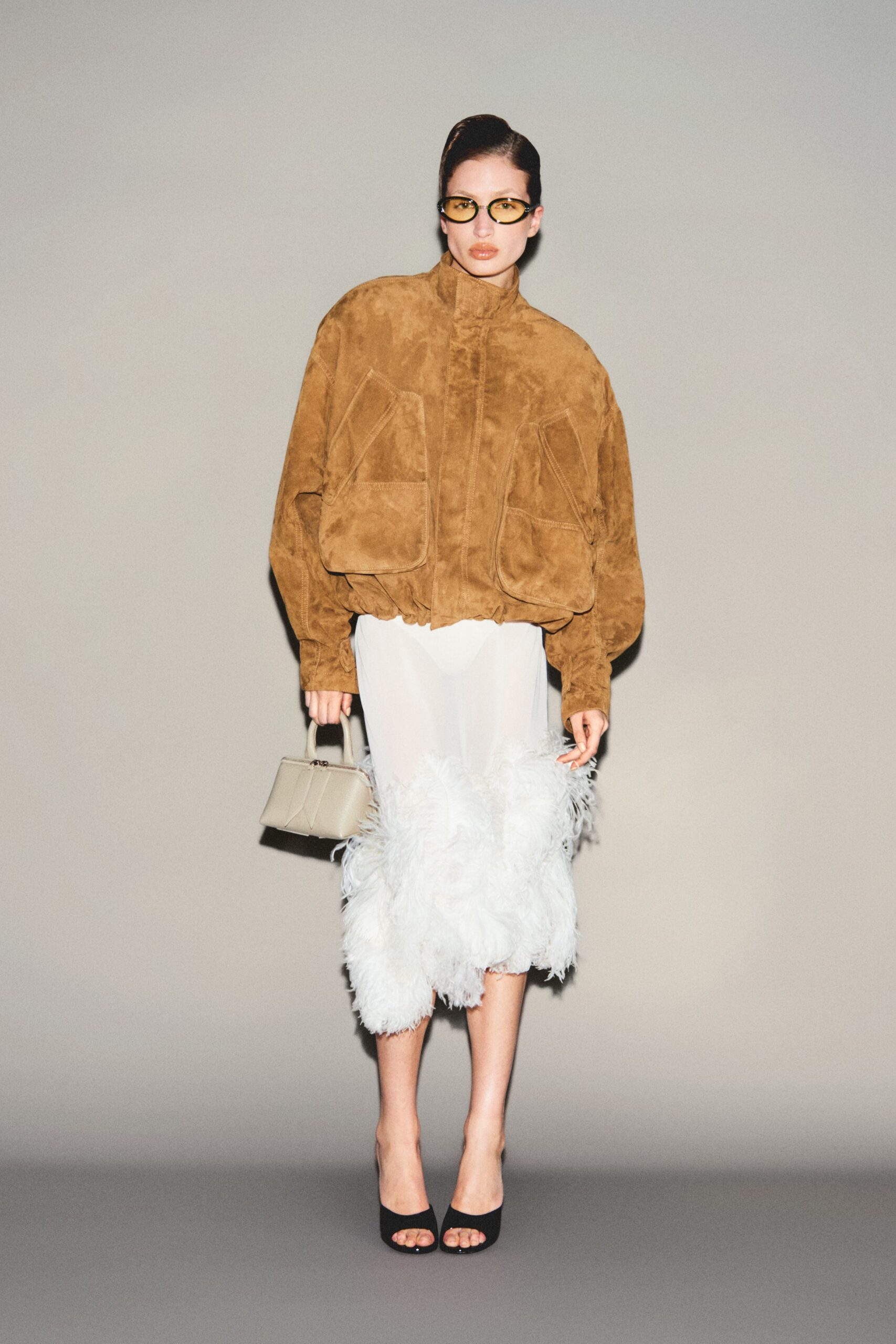 brown suede long-sleeve collared oversized pockets jacket