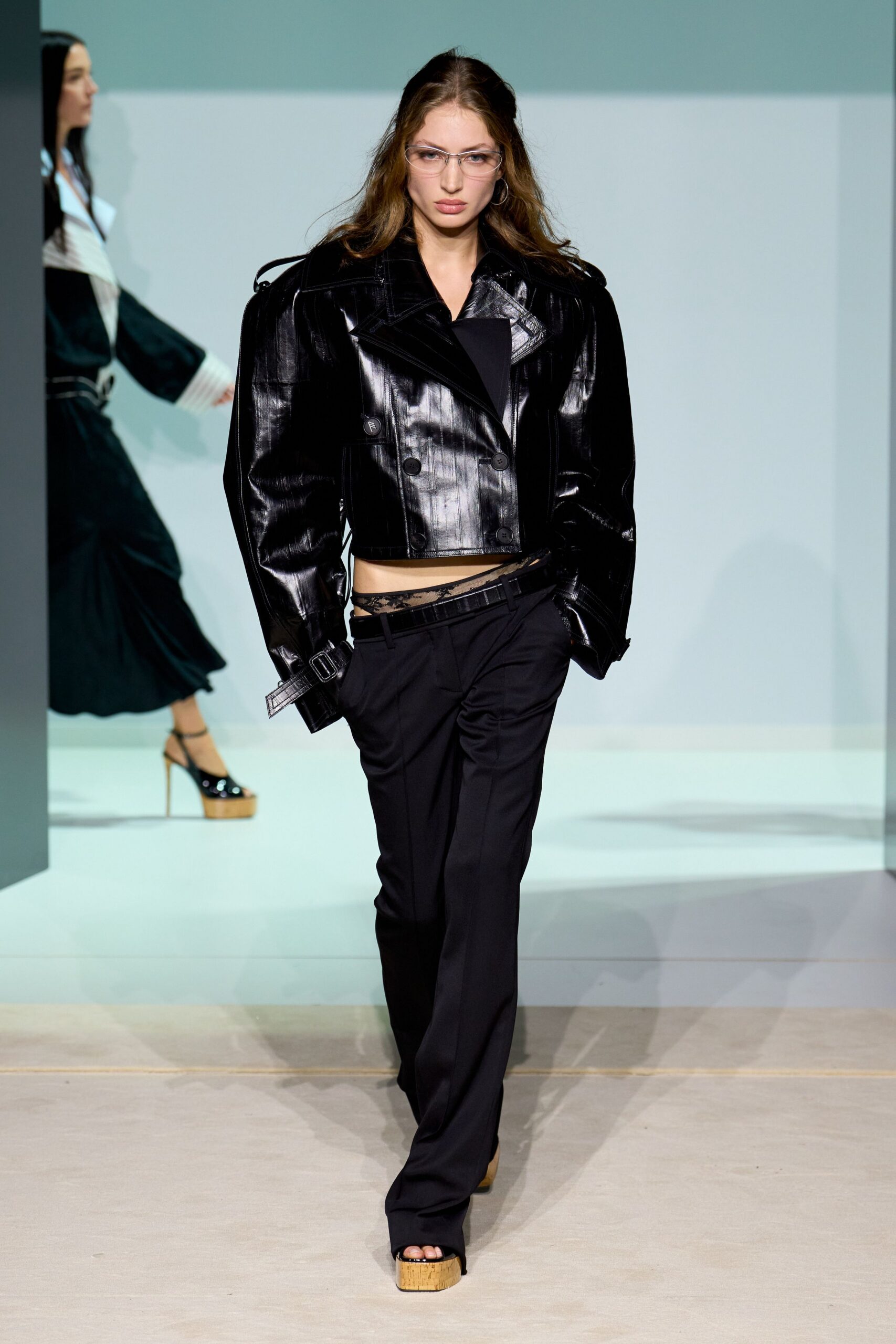 black leather long-sleeve fitted zippered jacket