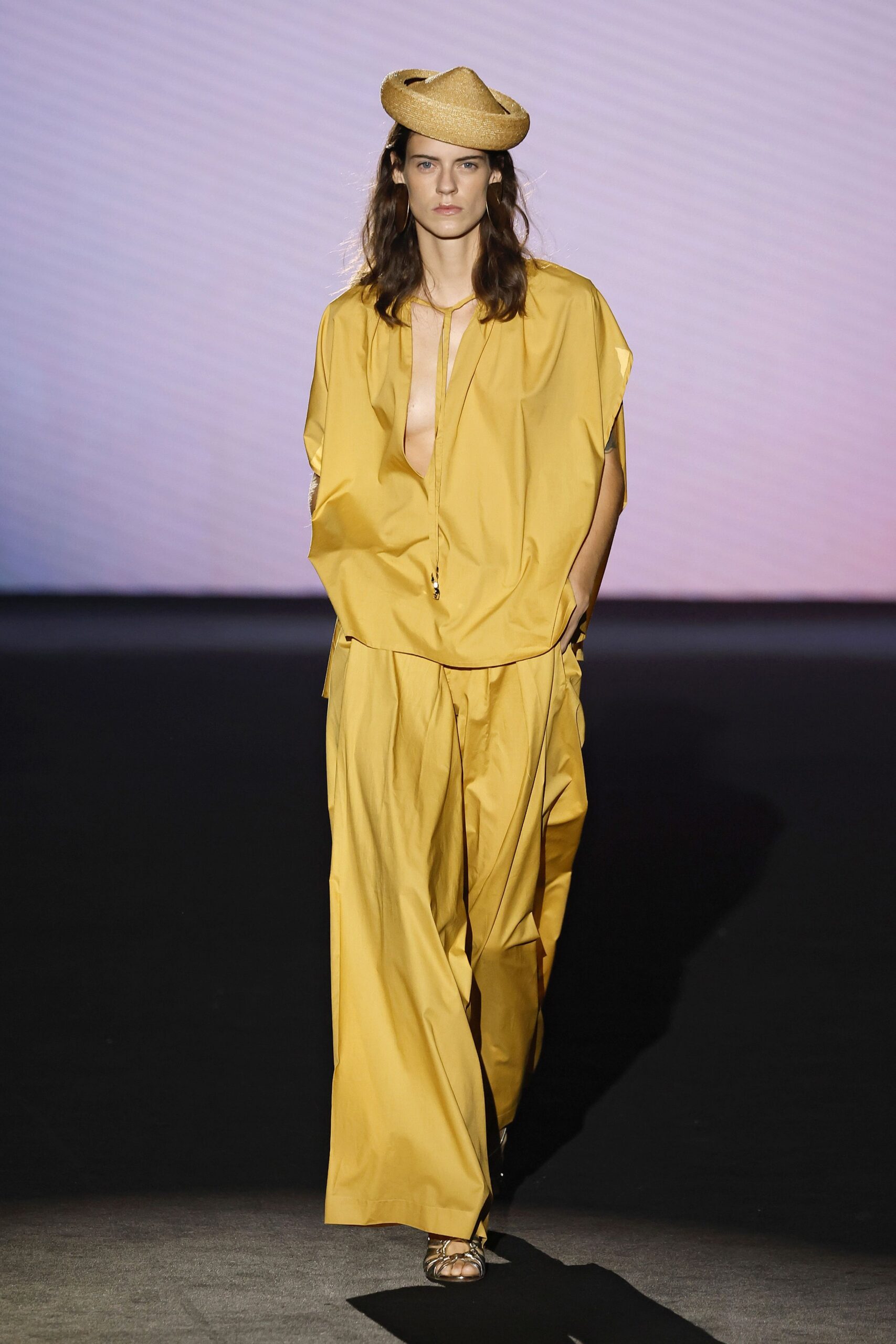 yellow cotton short-sleeve v-neck relaxed draped top