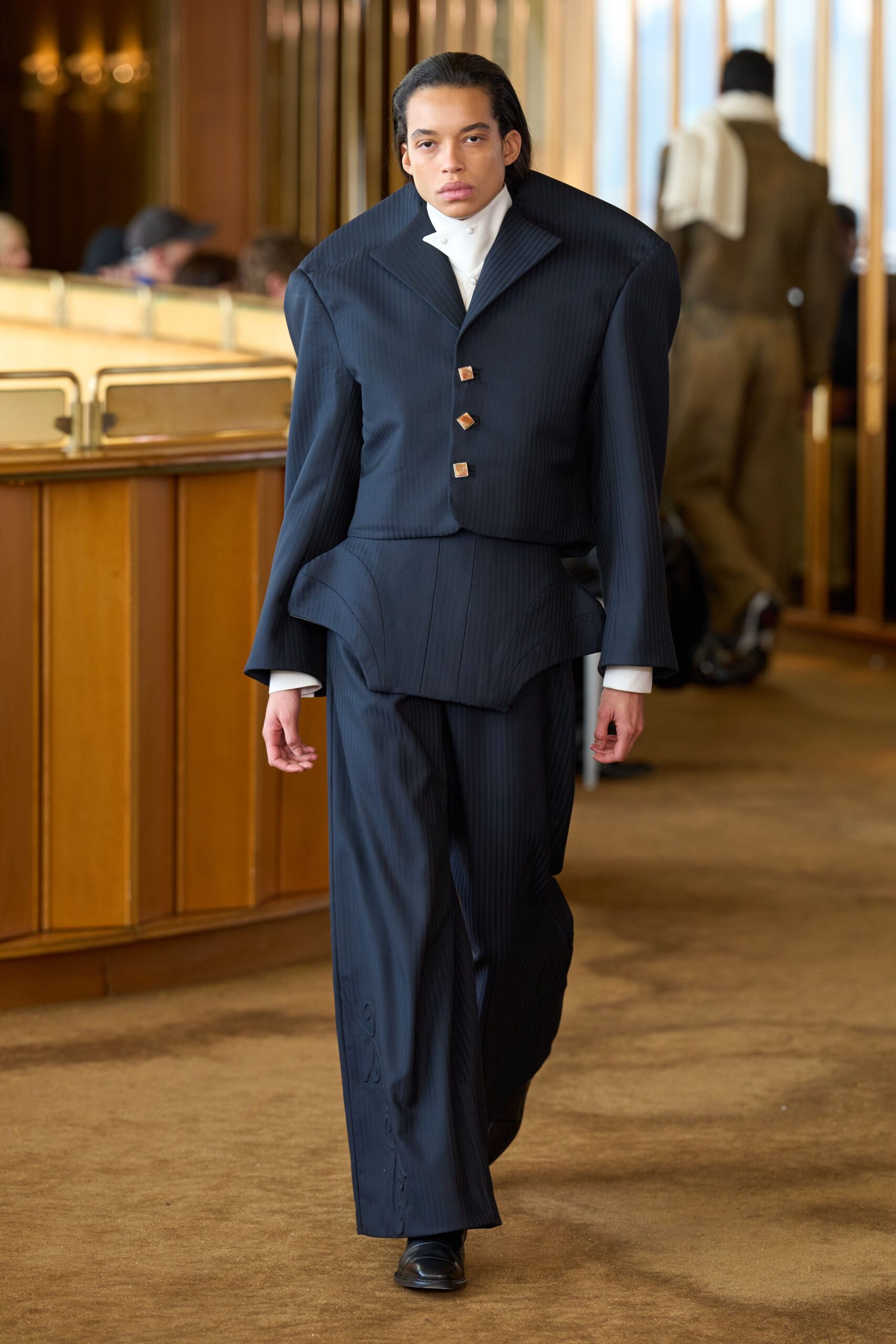 black wool long-sleeve collared structured buttoned pleated suit