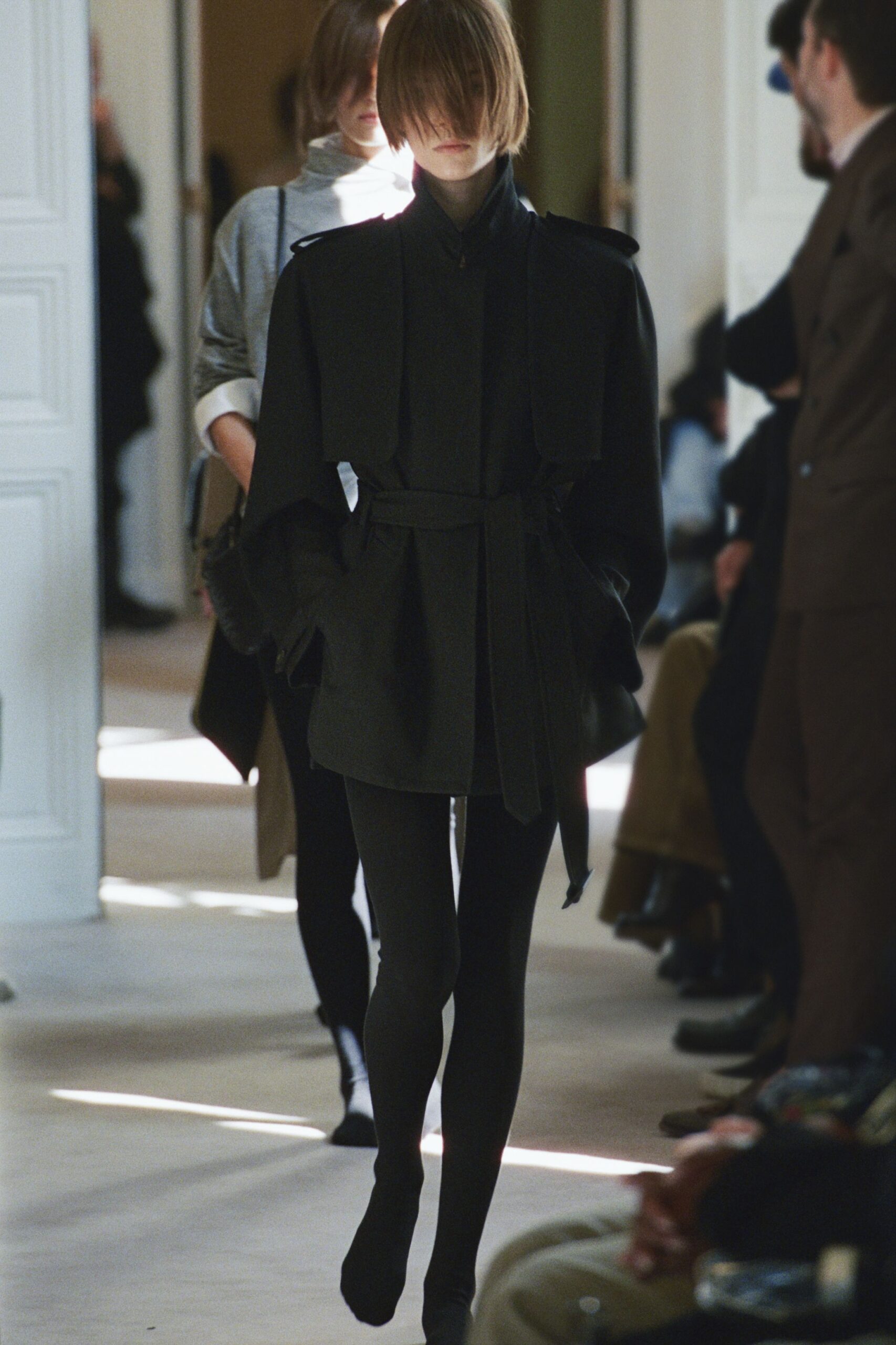 black wool long-sleeve collared fitted belted coat