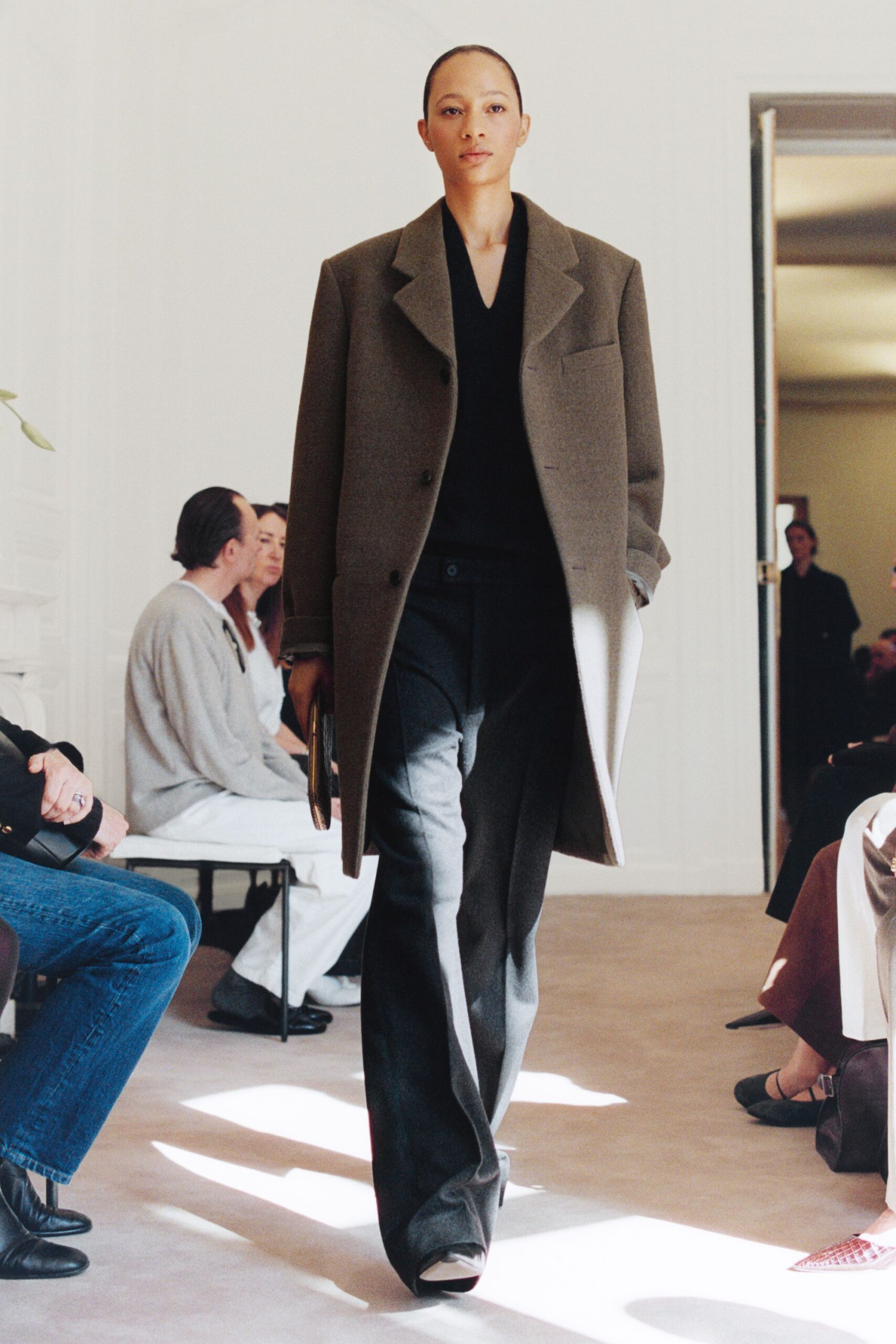brown wool long-sleeve collared structured coat
