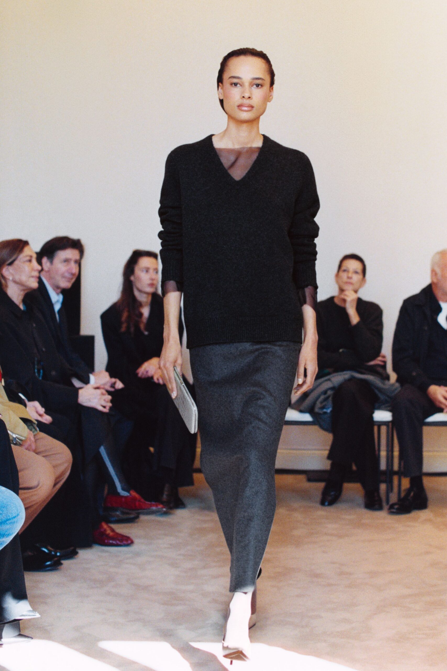 black wool long-sleeve v-neck relaxed sweater