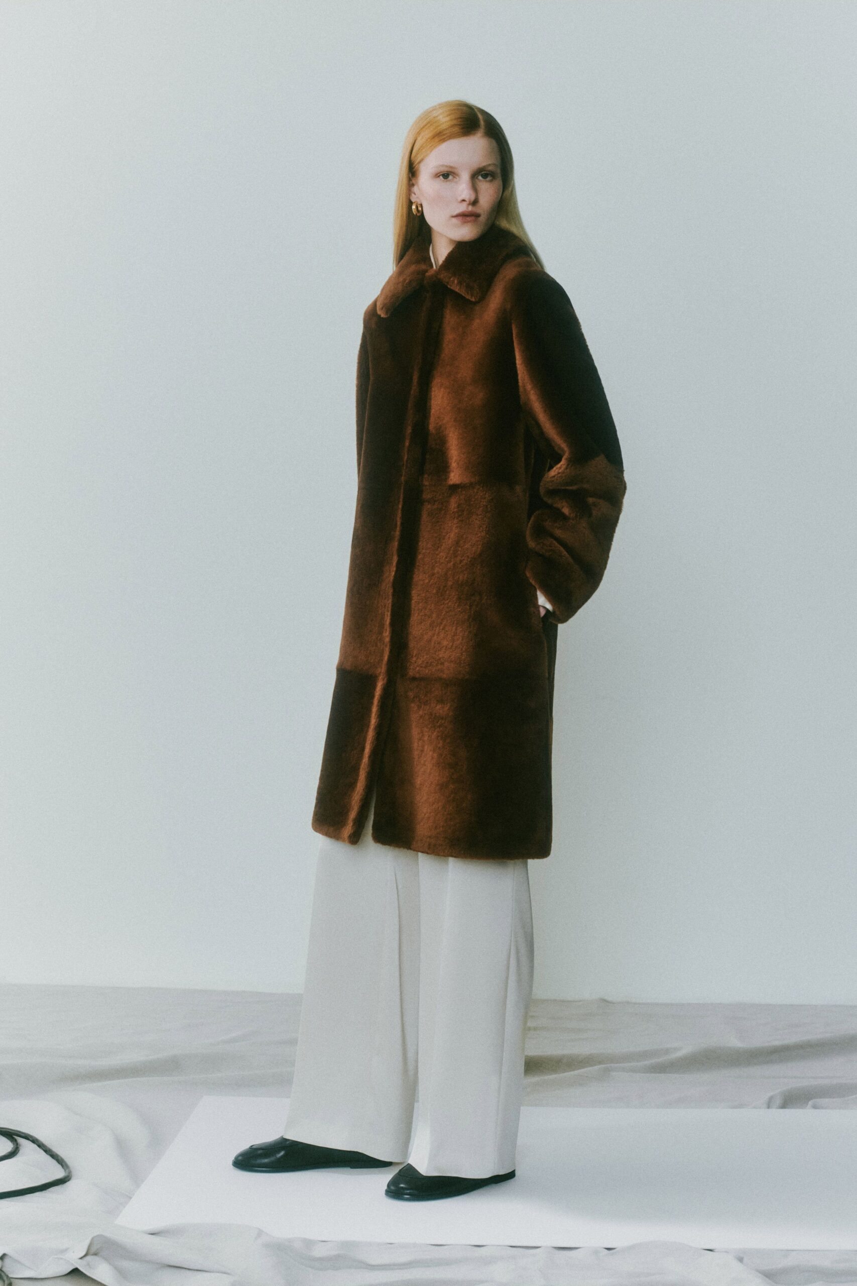 brown faux-fur long-sleeve collared relaxed coat
