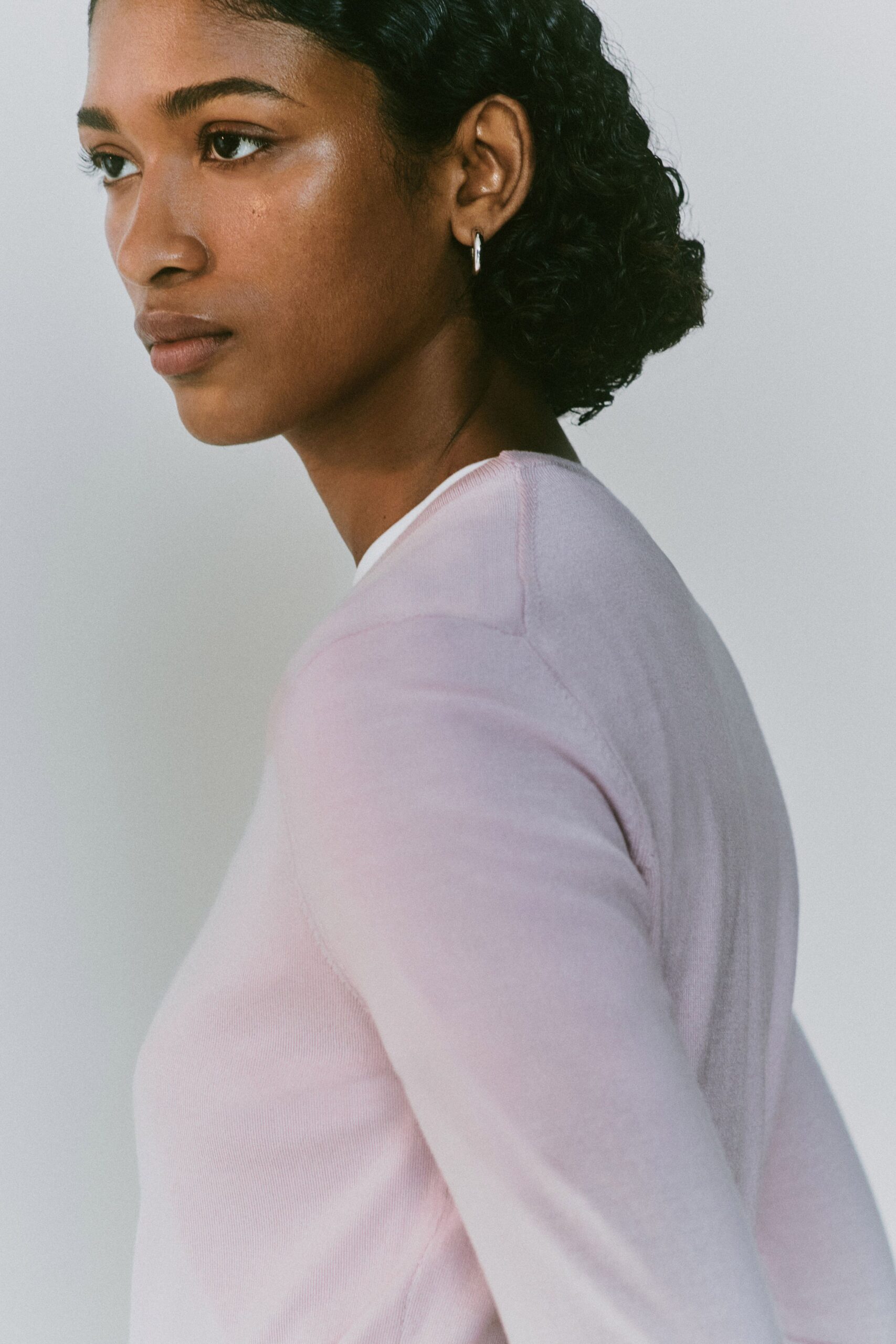 fitted pink wool sweater