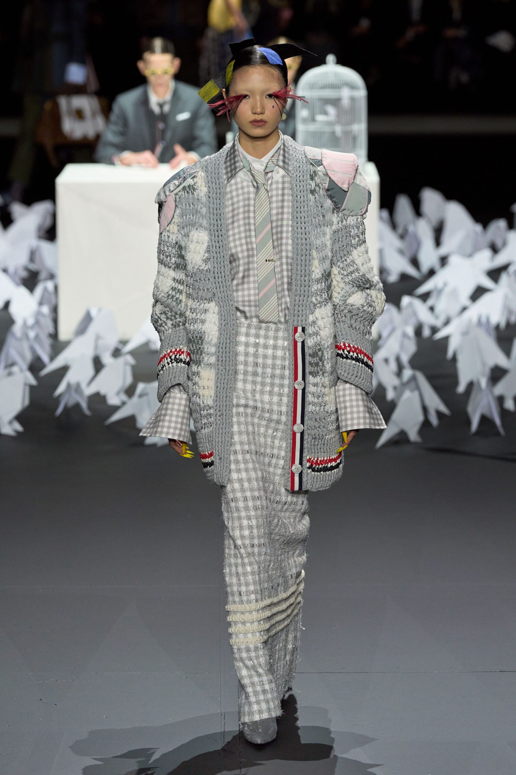 oversized gray coat with fitted pants