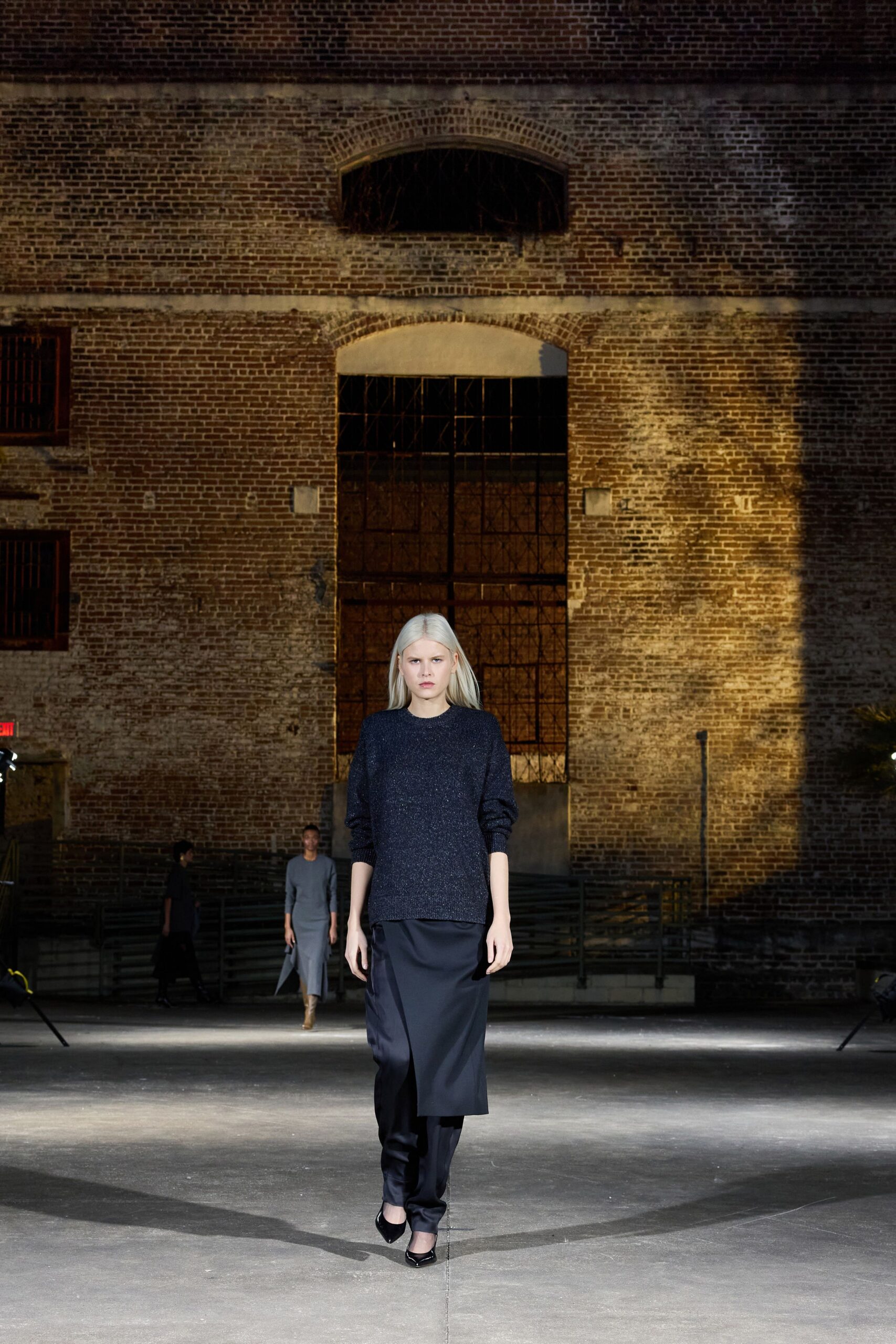 black wool long-sleeve collared fitted textured top