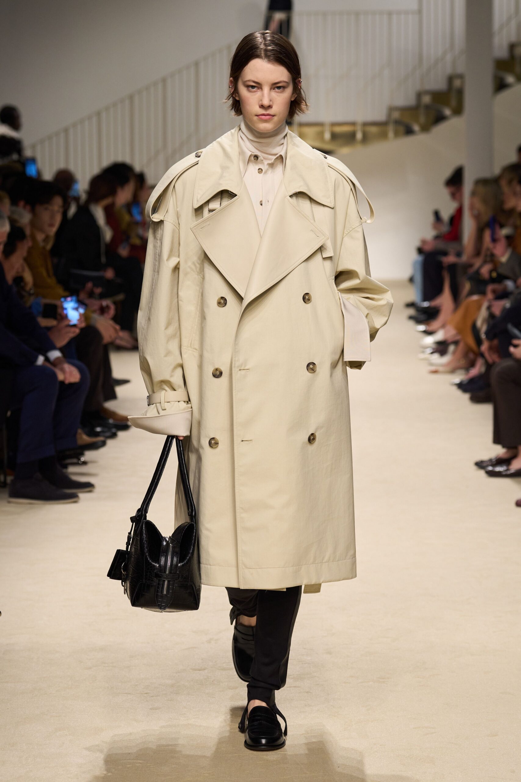 beige cotton long-sleeve collared oversized buttoned coat