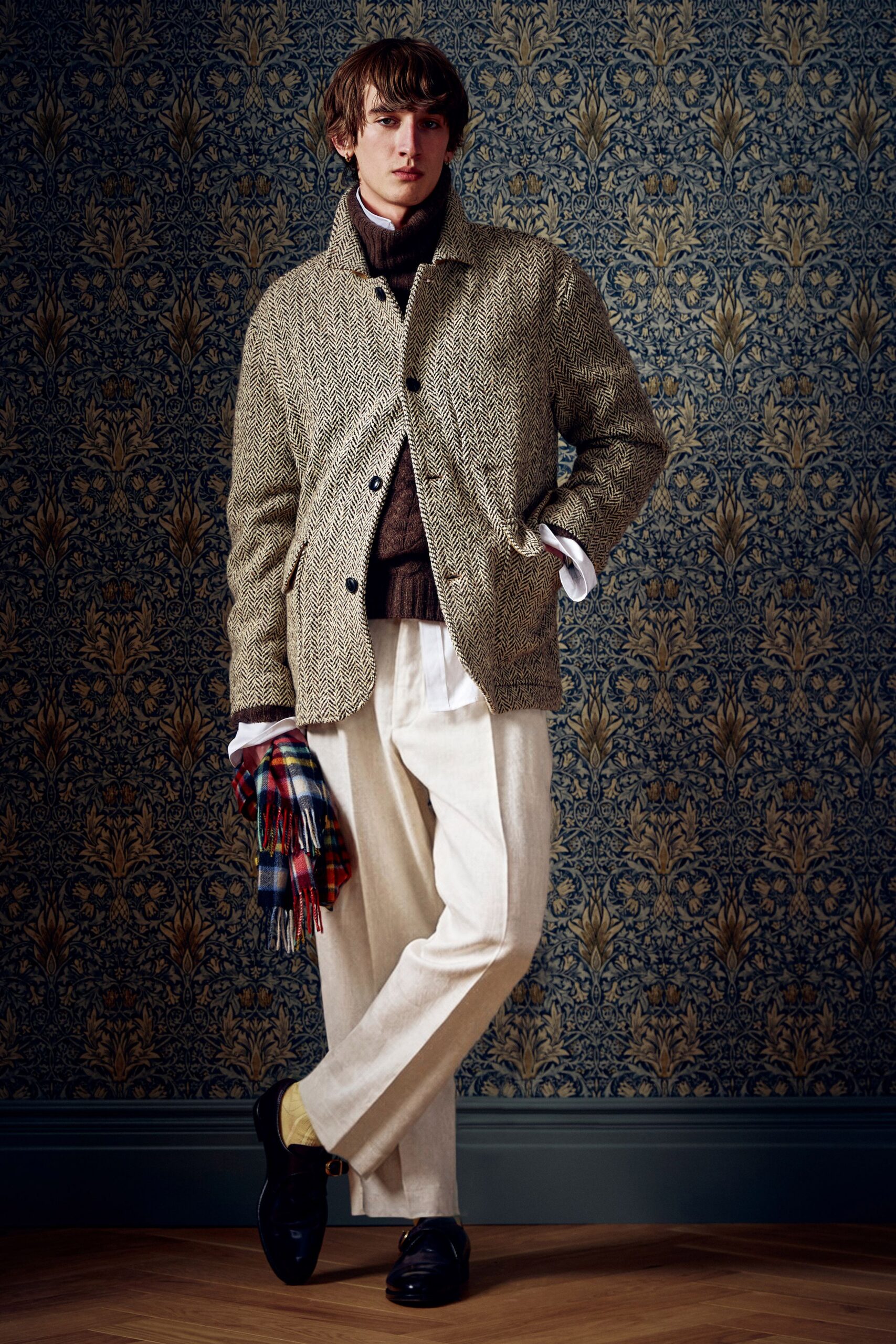 white cotton relaxed straight-leg pants