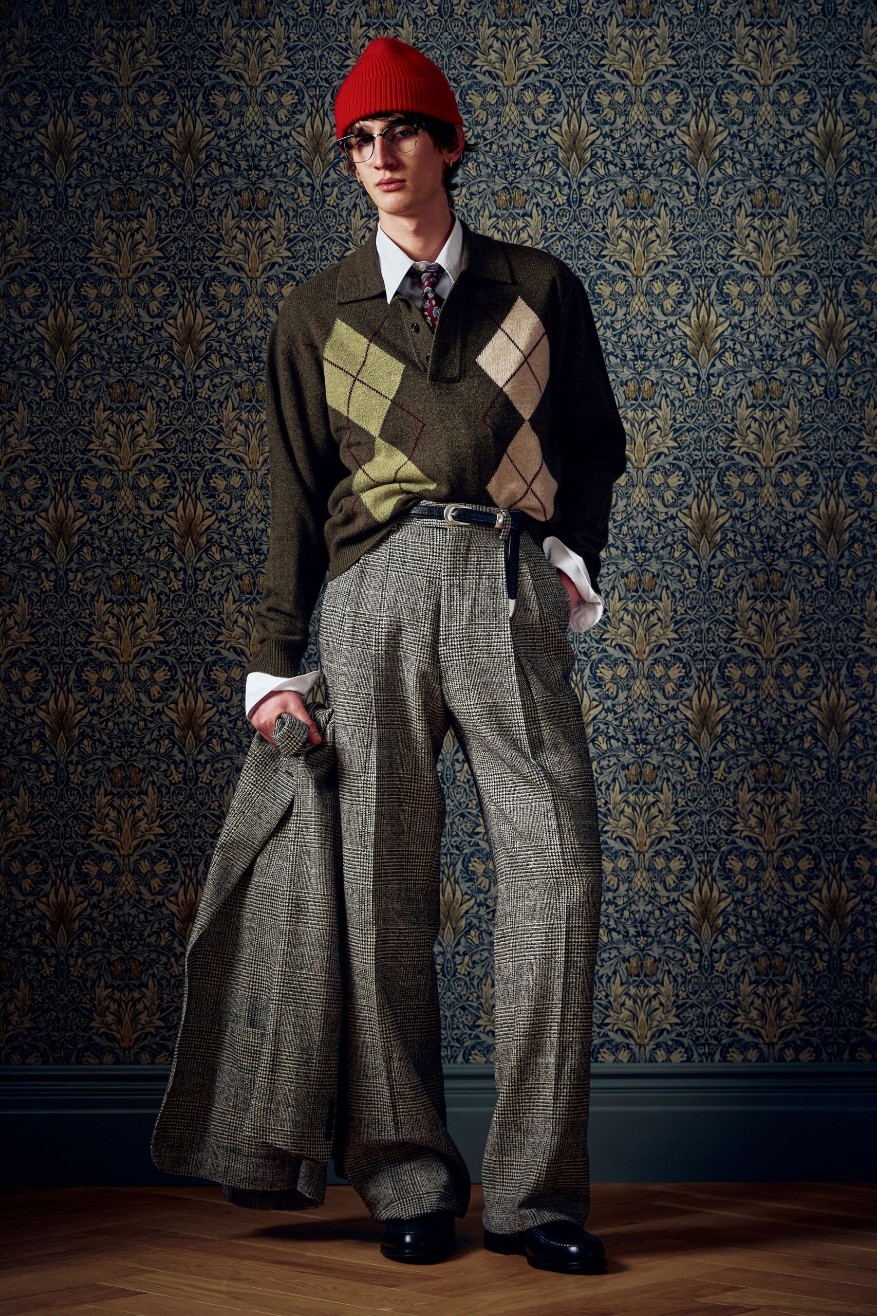 gray wool long-sleeve structured buttoned coat