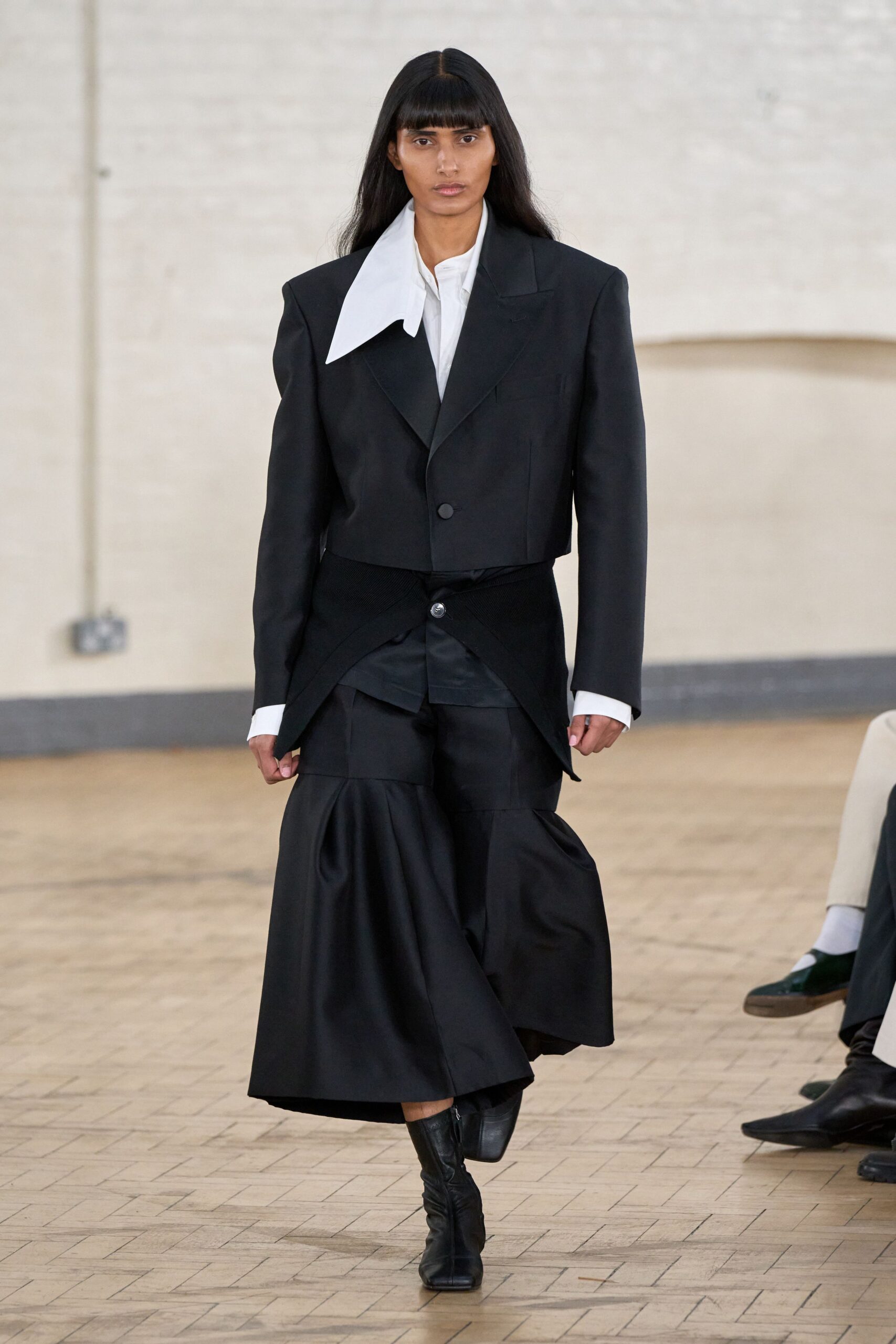 black blazer white shirt black skirt